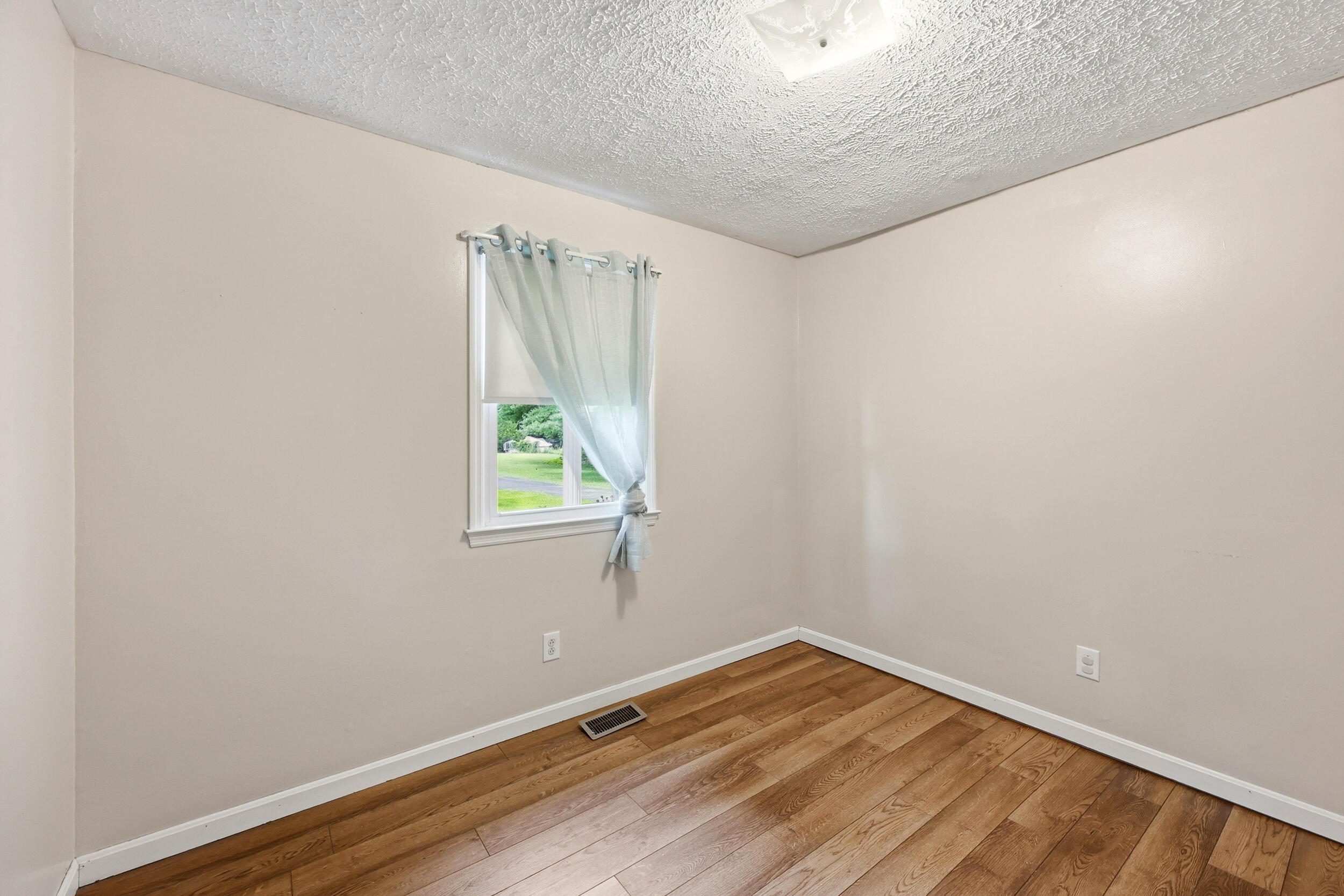 125 Ky Highway 328 E Property Photo 19