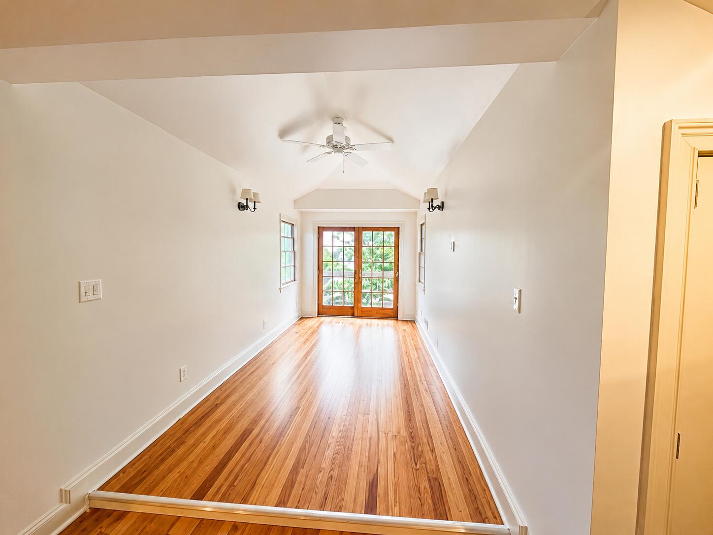 122 S Hanover Avenue Property Photo 17