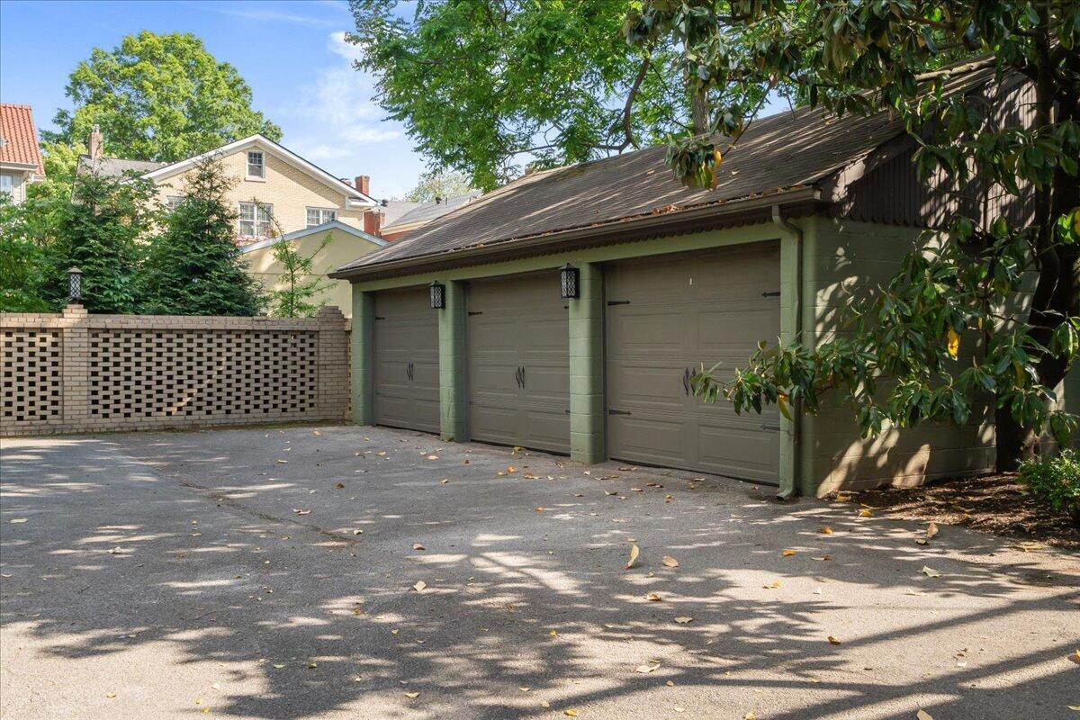 122 S Hanover Avenue Property Photo 19