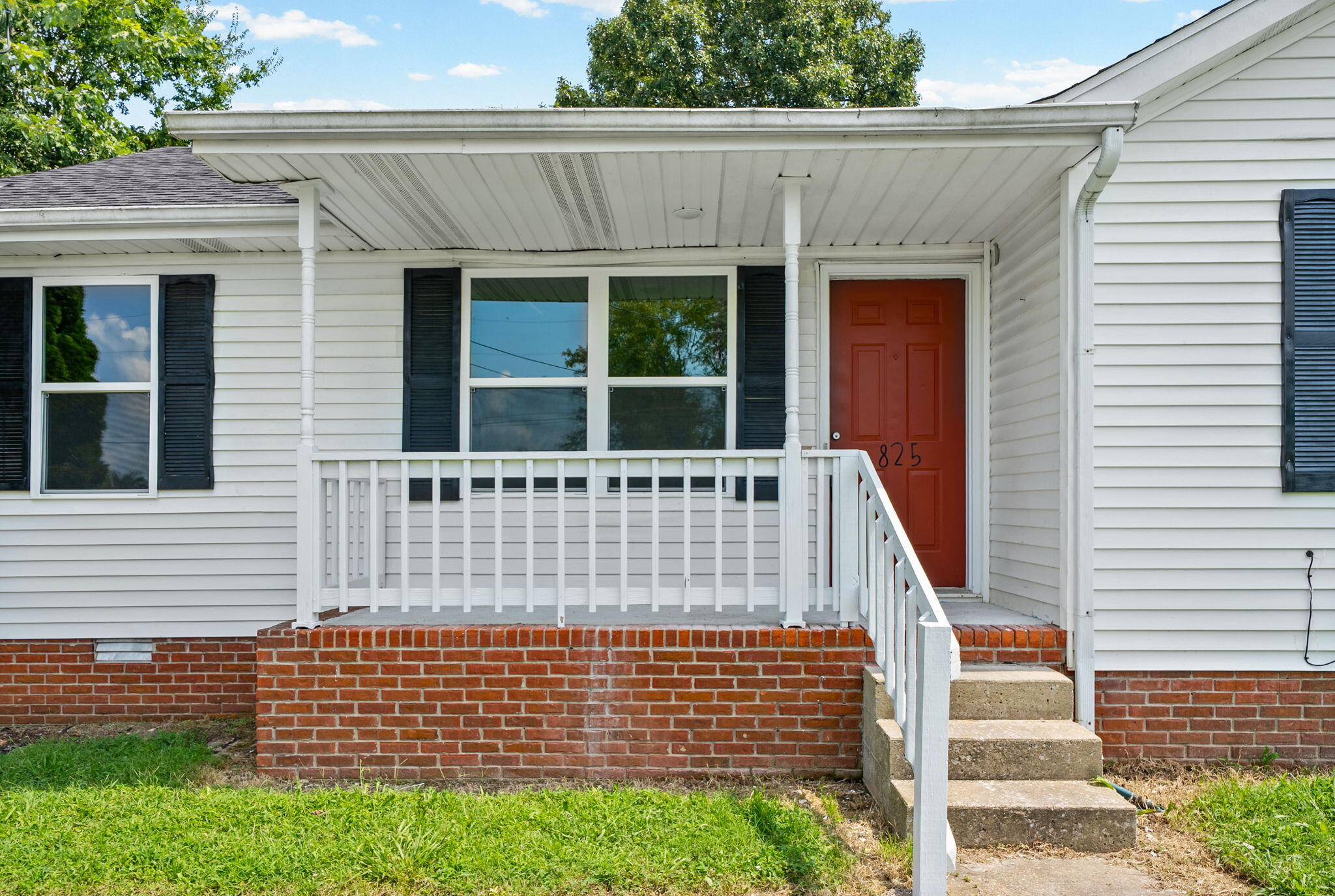 825 Washington Avenue Property Photo 3