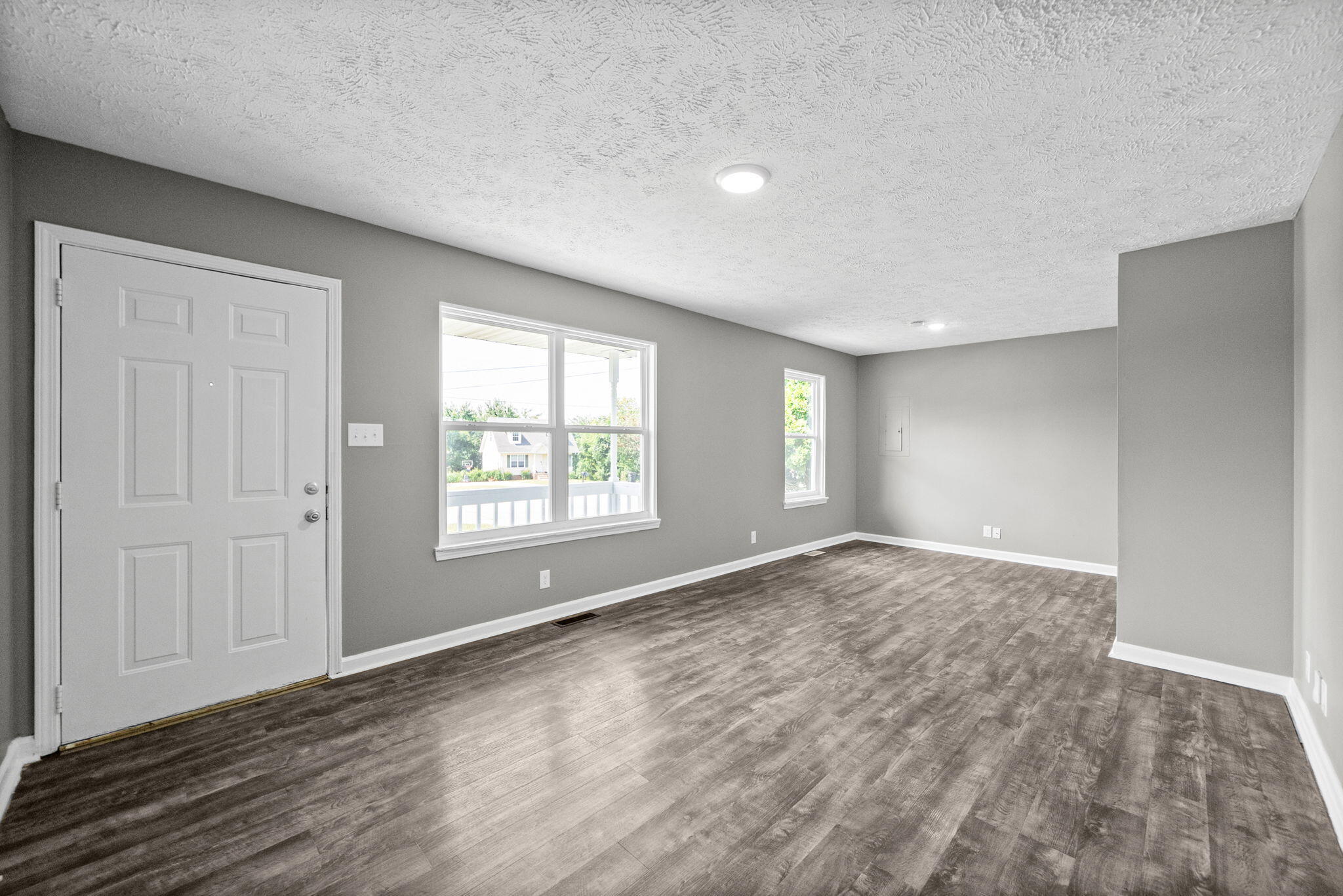 825 Washington Avenue Property Photo 5