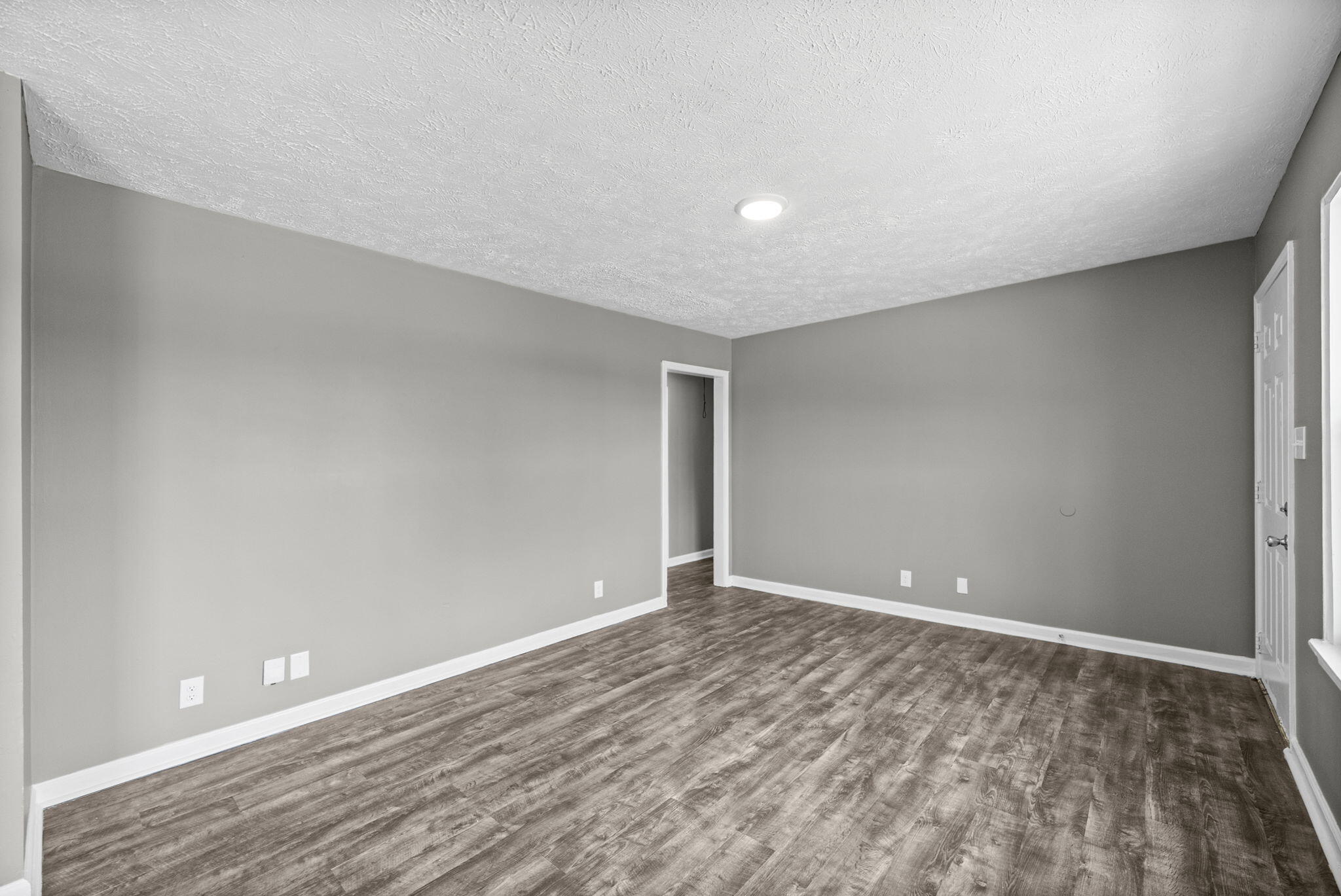 825 Washington Avenue Property Photo 6