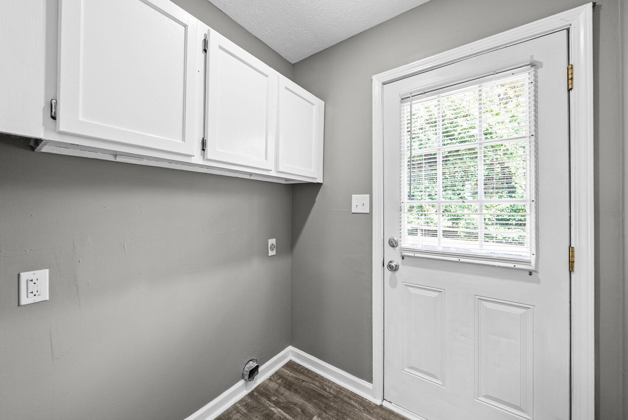 825 Washington Avenue Property Photo 13