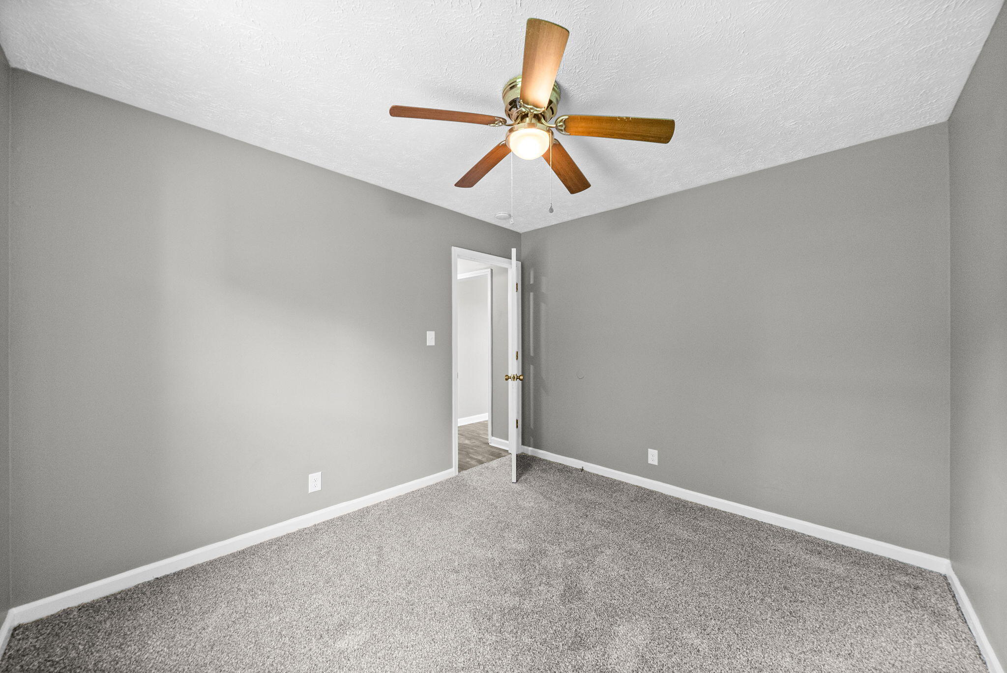 825 Washington Avenue Property Photo 24