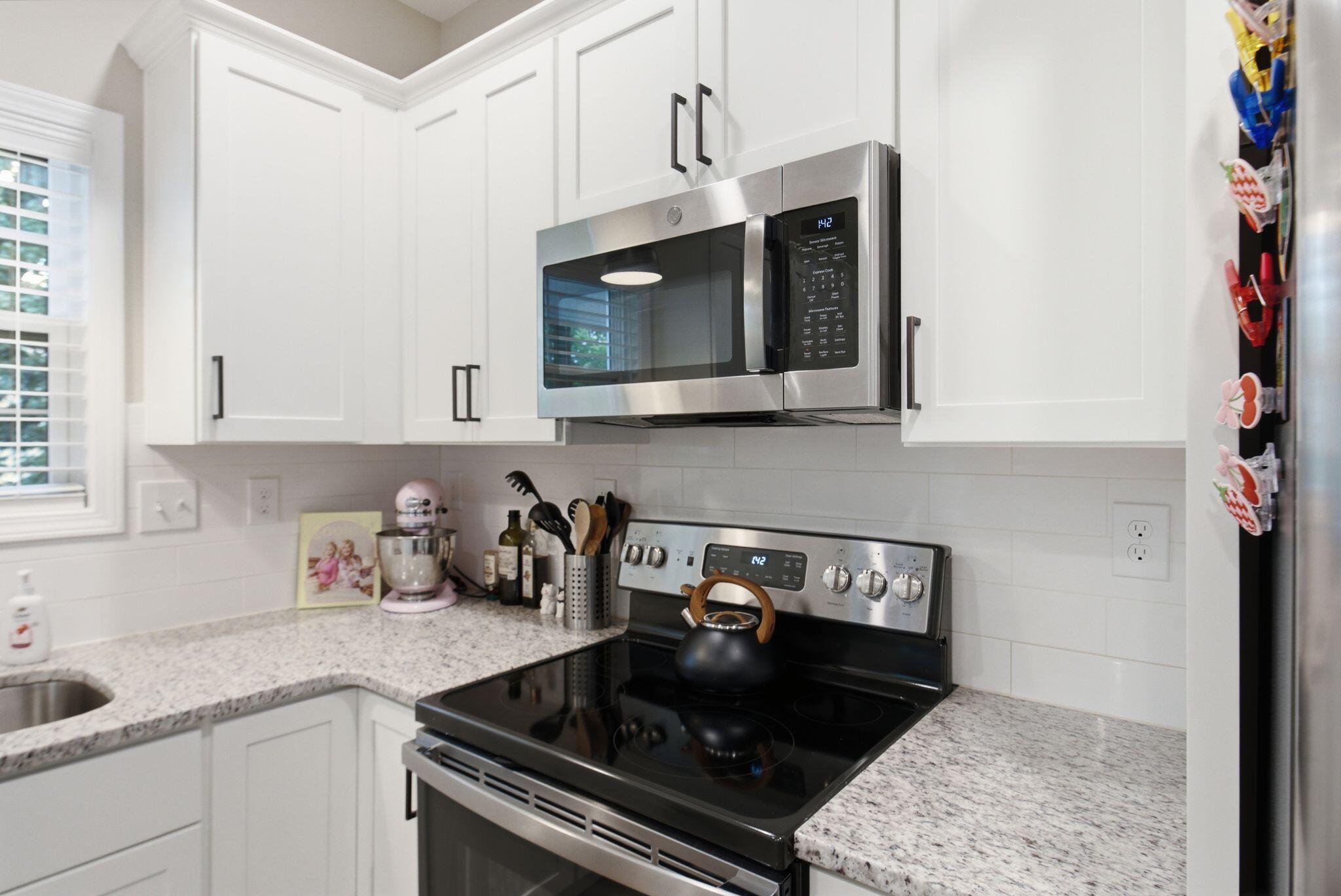 143 Peaceful Landing Property Photo 14