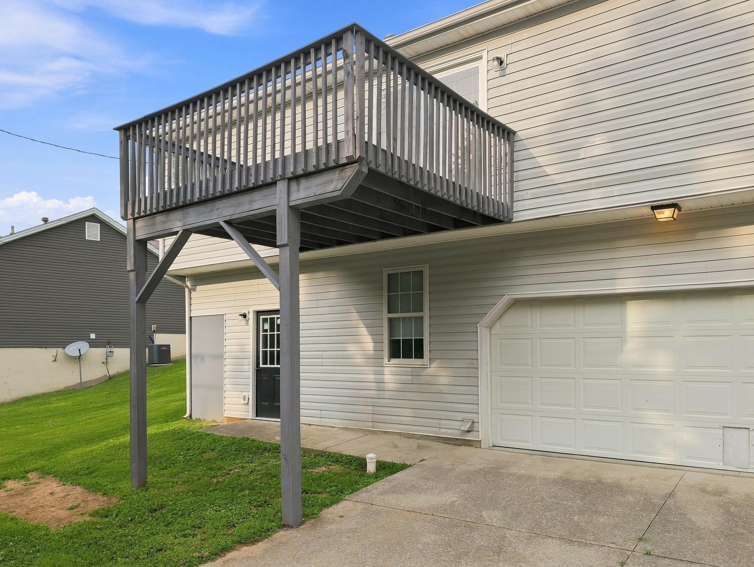 516 Collins Property Photo 47