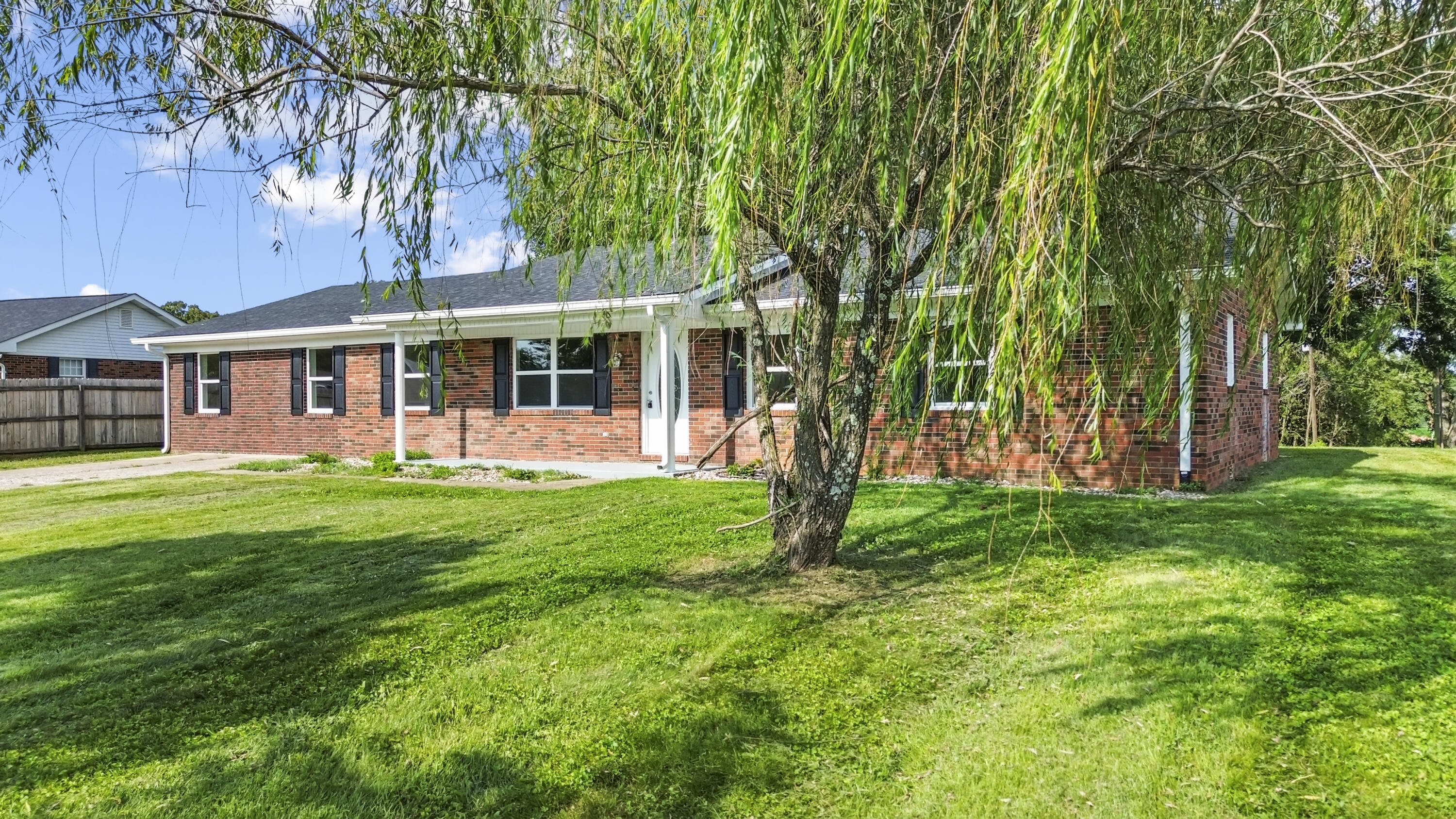 2122 Ryans Way Property Photo 10