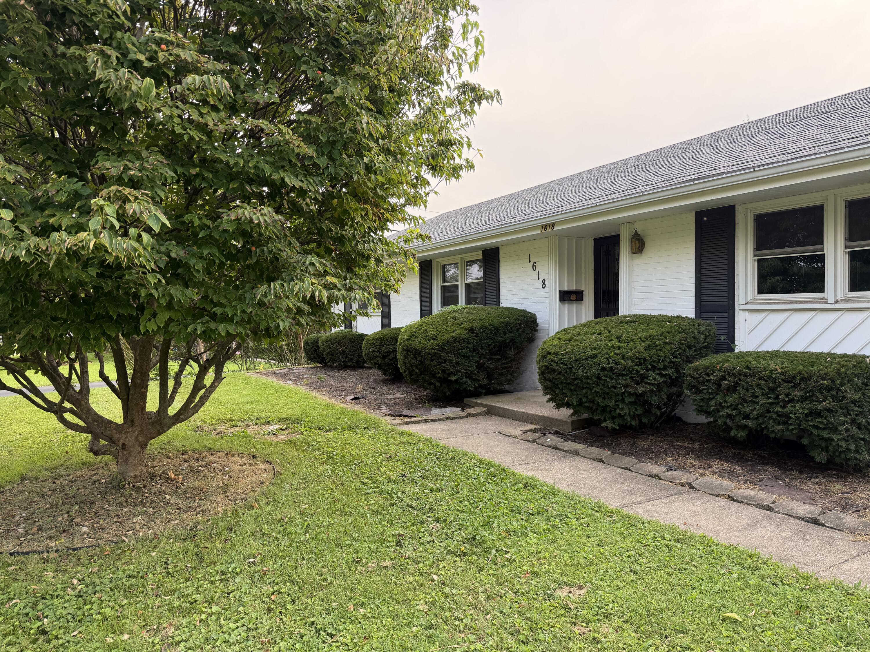1618 Auburn Drive Property Photo 2