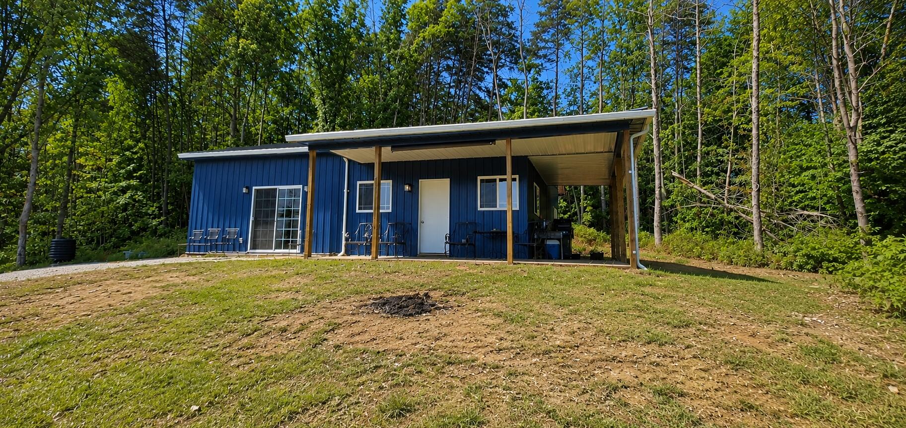 60 Trenton Court Property Photo 2