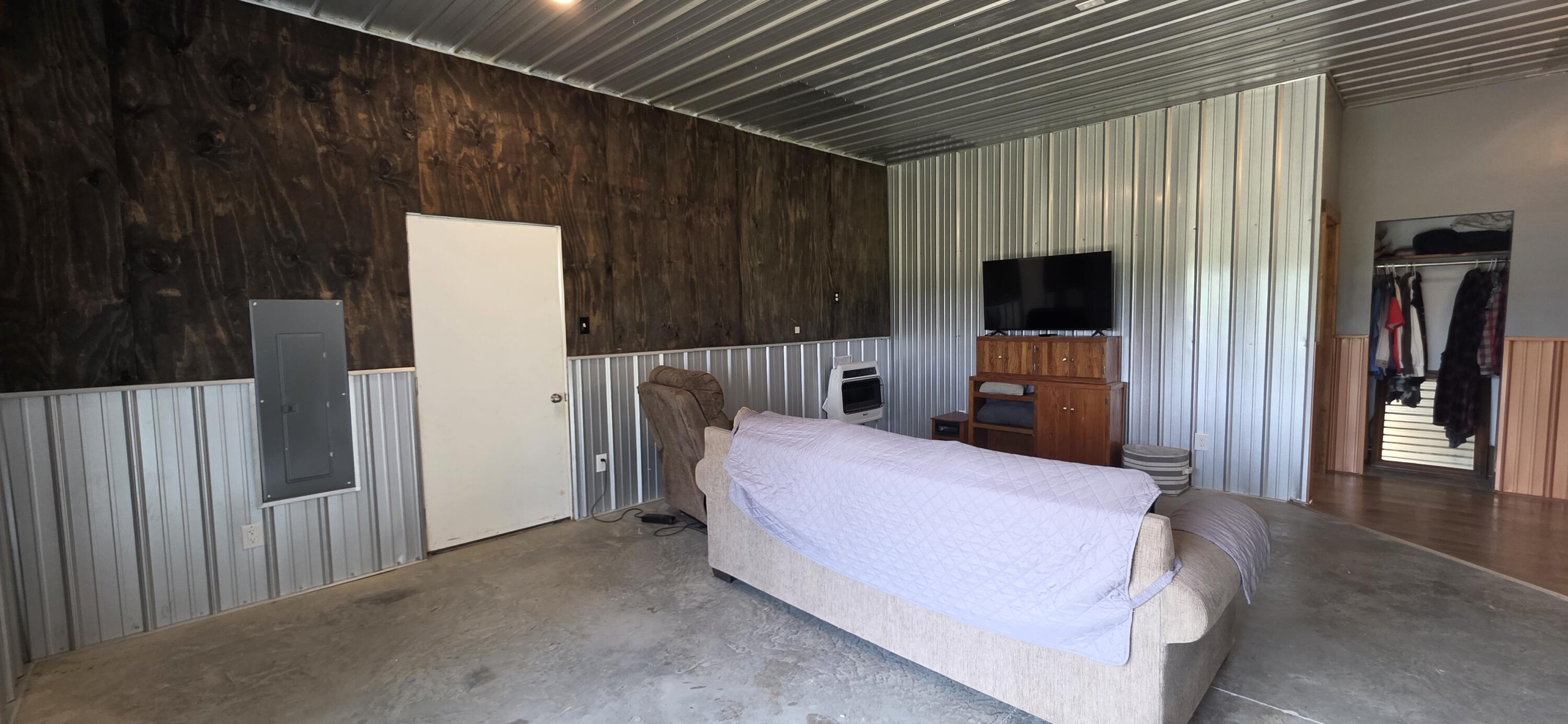 60 Trenton Court Property Photo 15