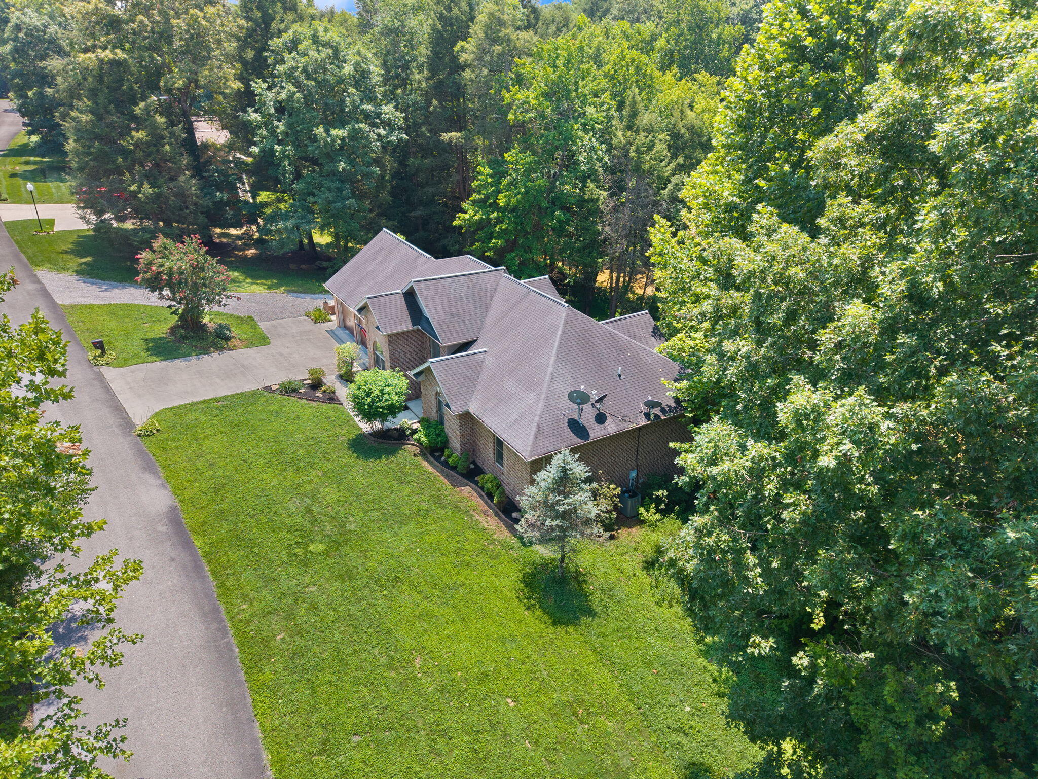 485 River Bend Drive Property Photo 5