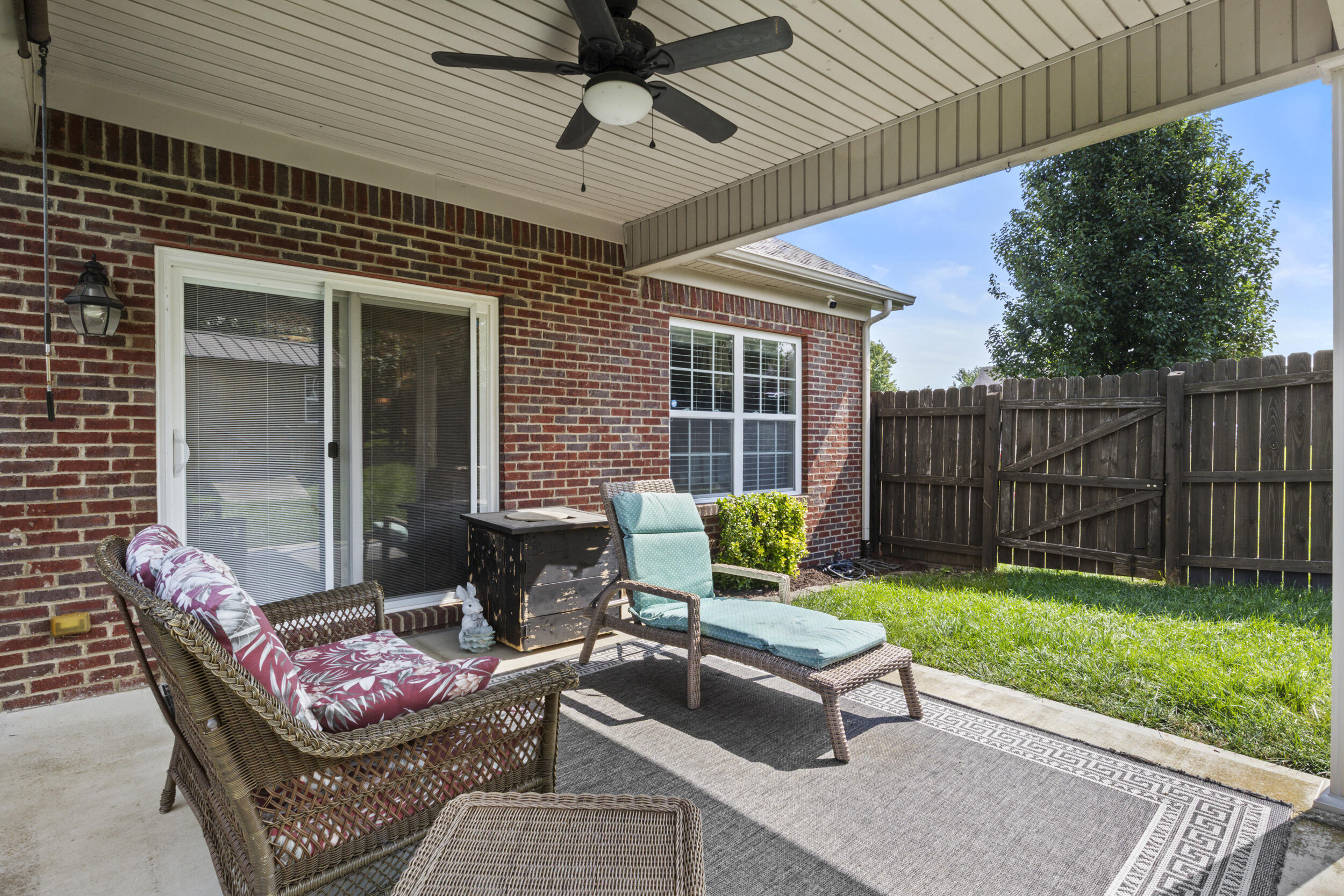 301 Squires Way Property Photo 33