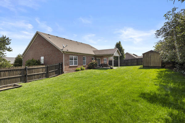 301 Squires Way Property Photo 35