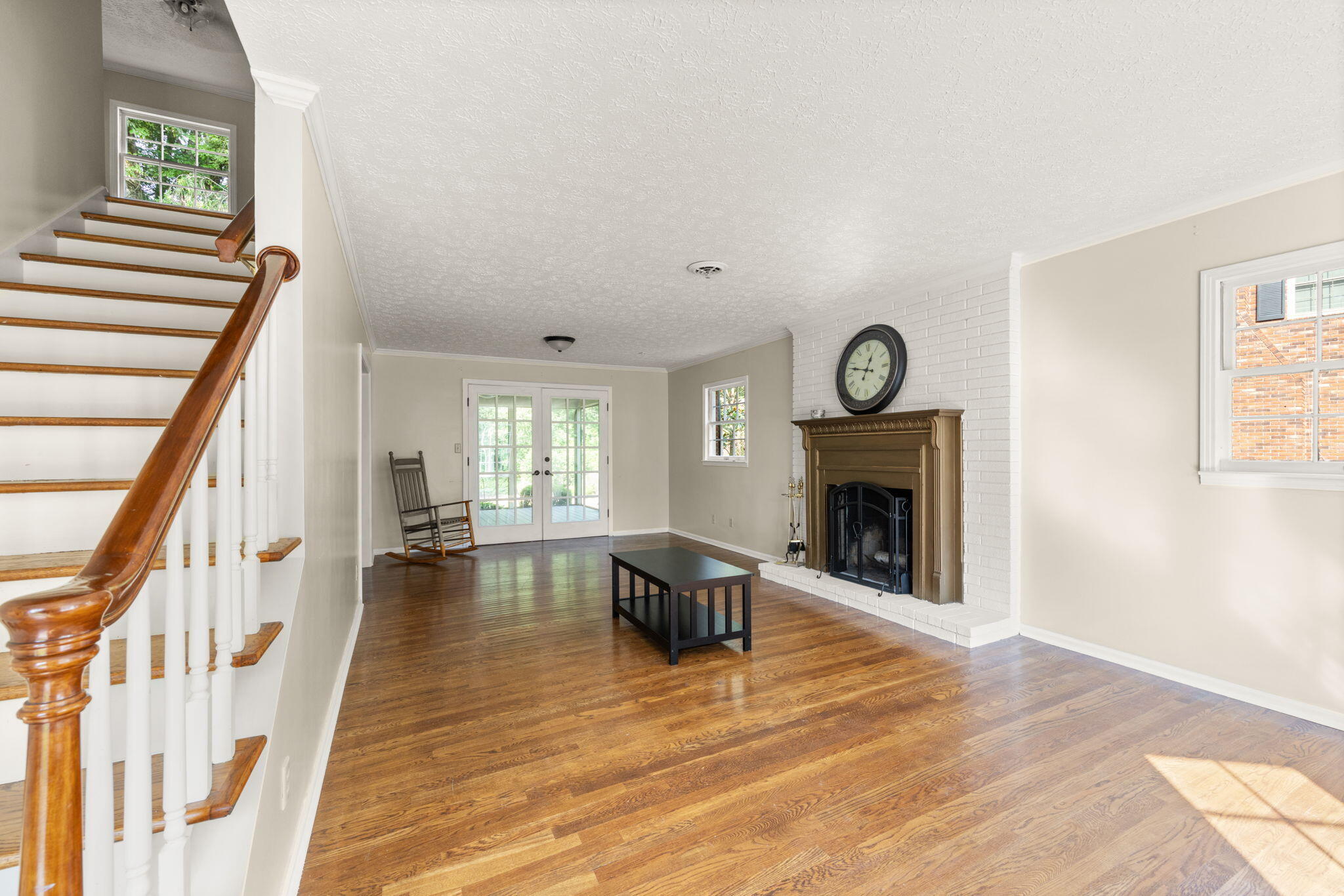 1 Edgewood Drive Property Photo 8