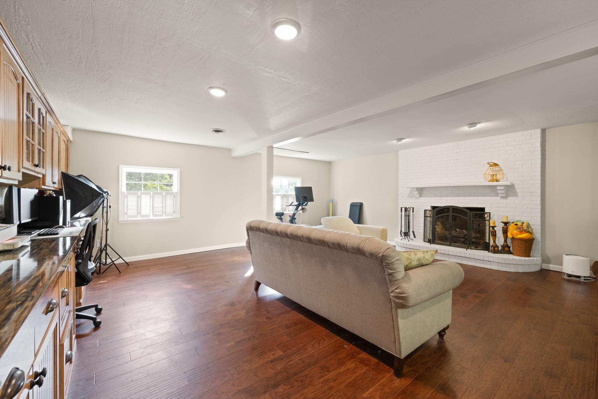 1 Edgewood Drive Property Photo 32