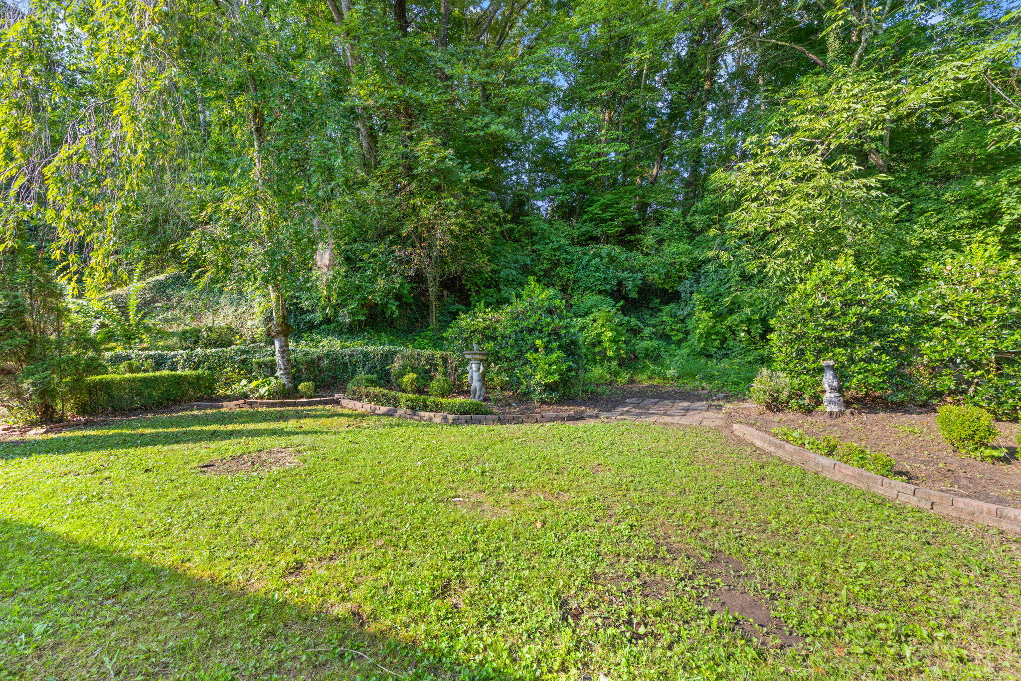 1 Edgewood Drive Property Photo 82