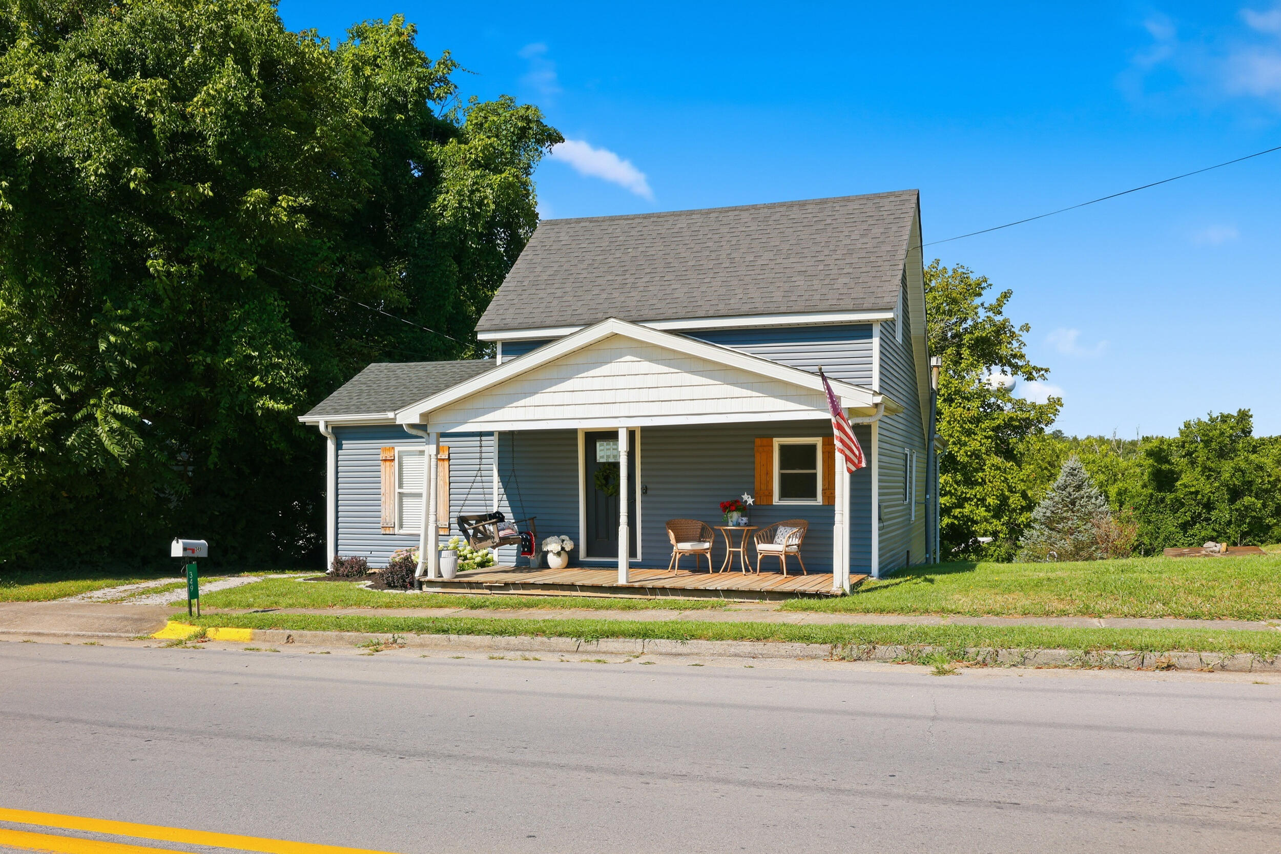 349 Slate Avenue Property Photo 3