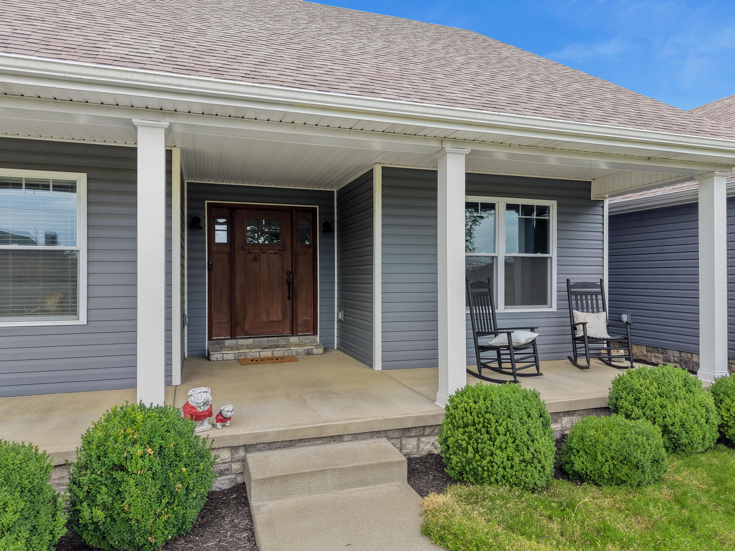 5792 State Highway 590 Property Photo 2