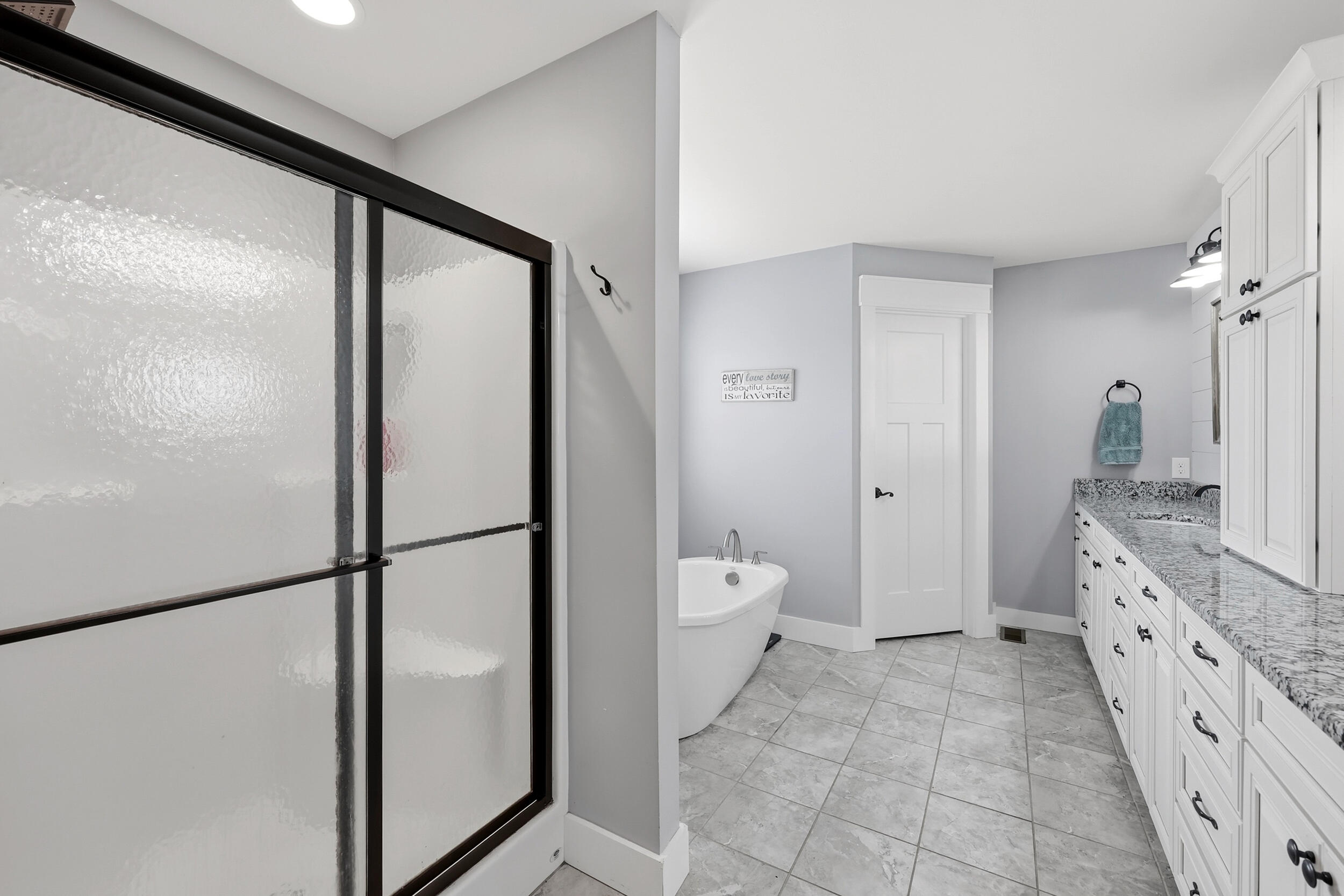 5792 State Highway 590 Property Photo 18