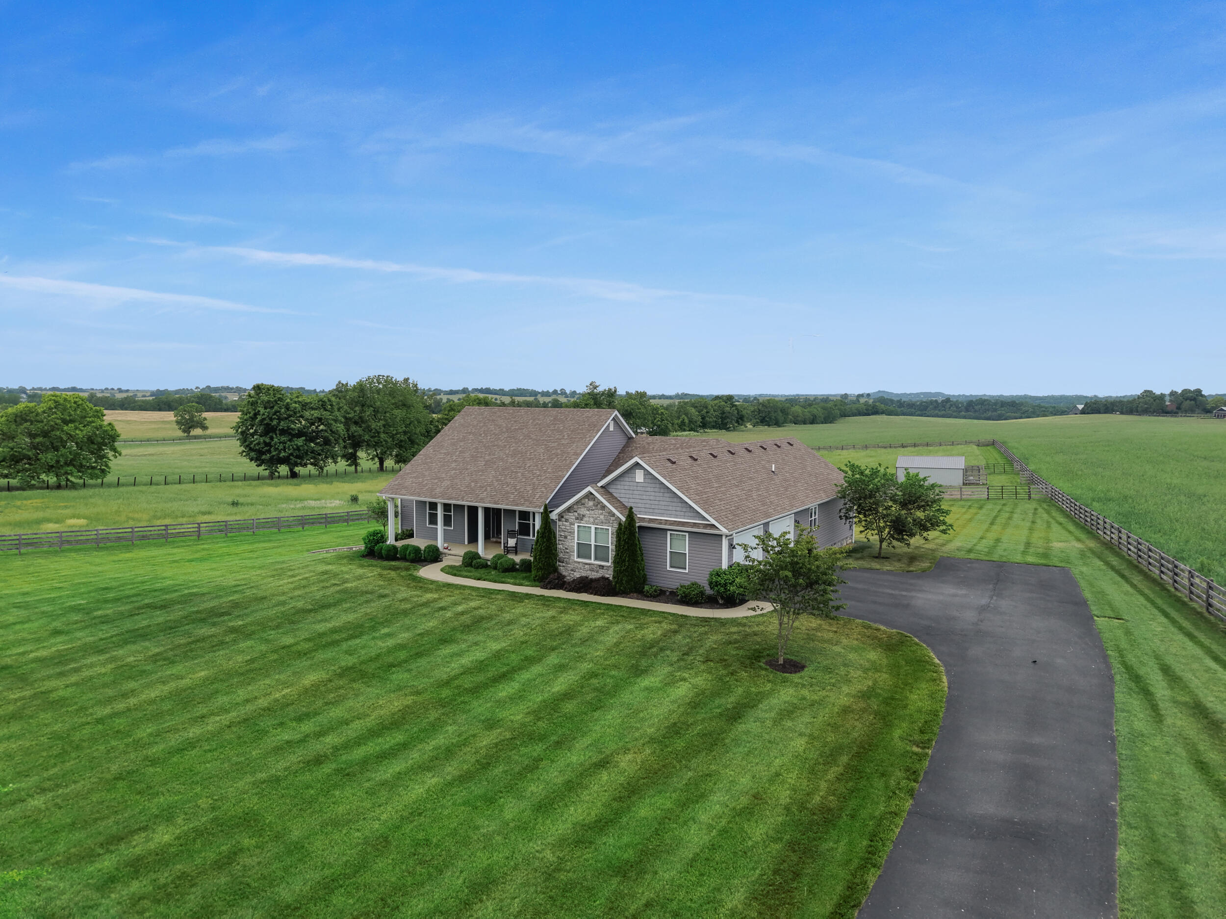 5792 State Highway 590 Property Photo 52