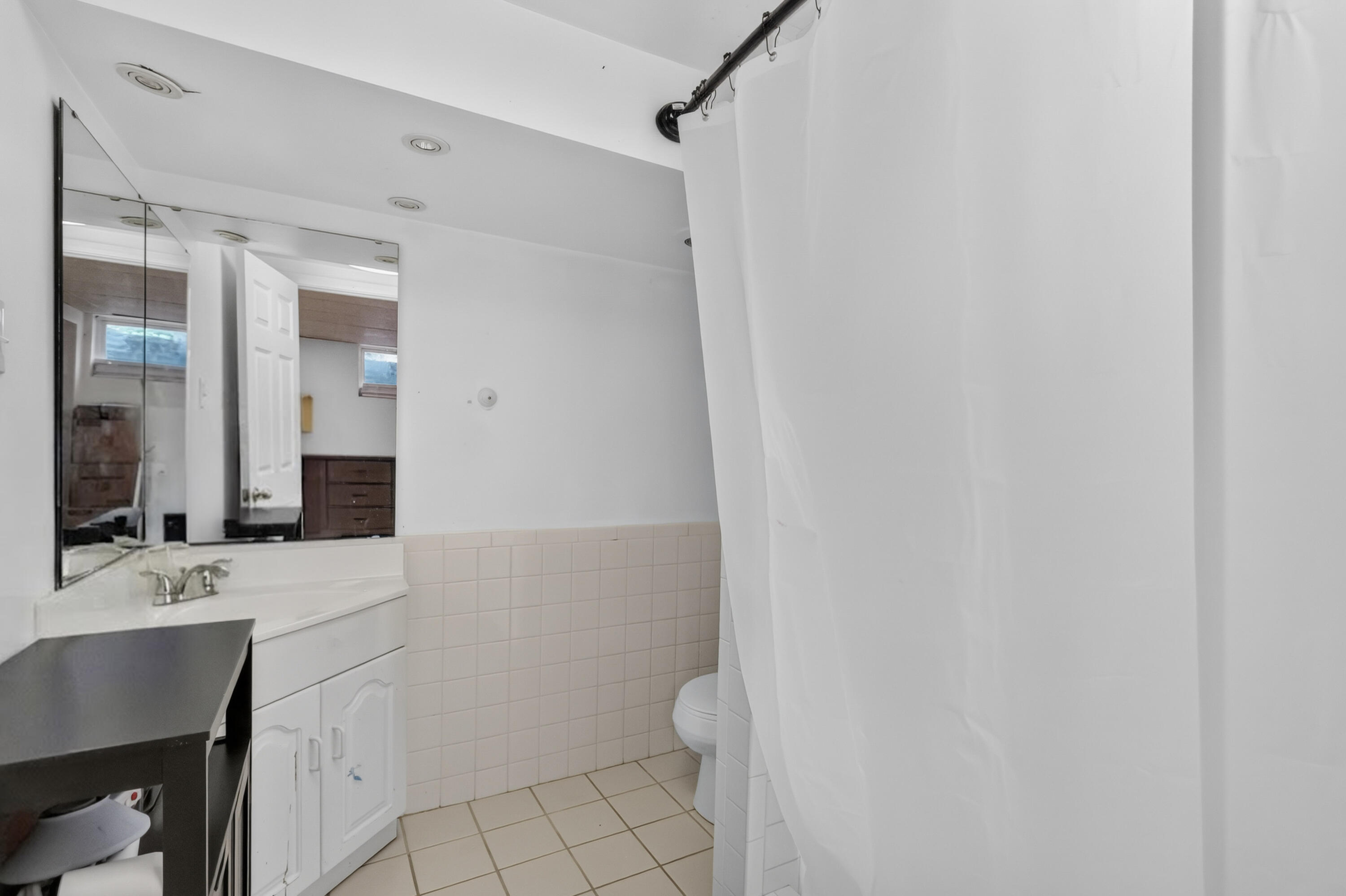 820 Celia Lane Property Photo 22