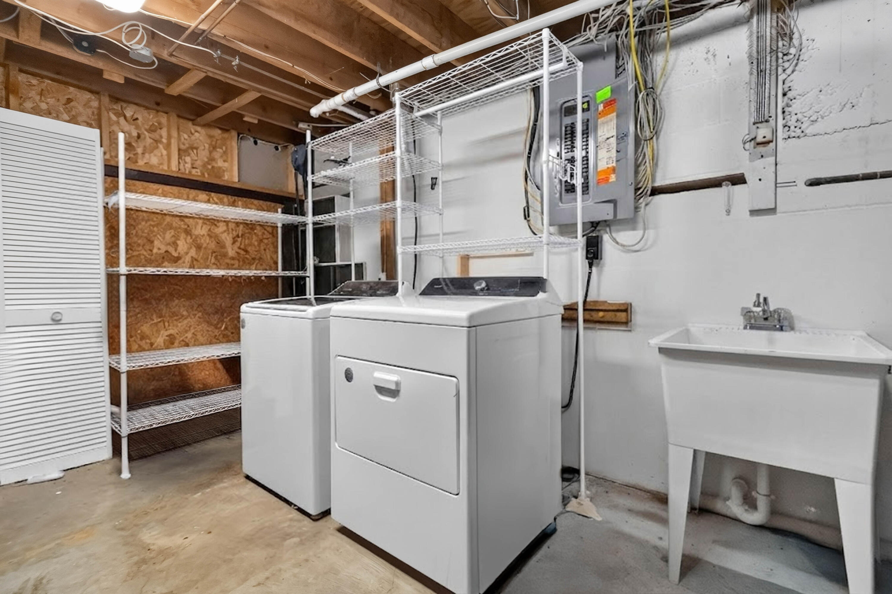820 Celia Lane Property Photo 26