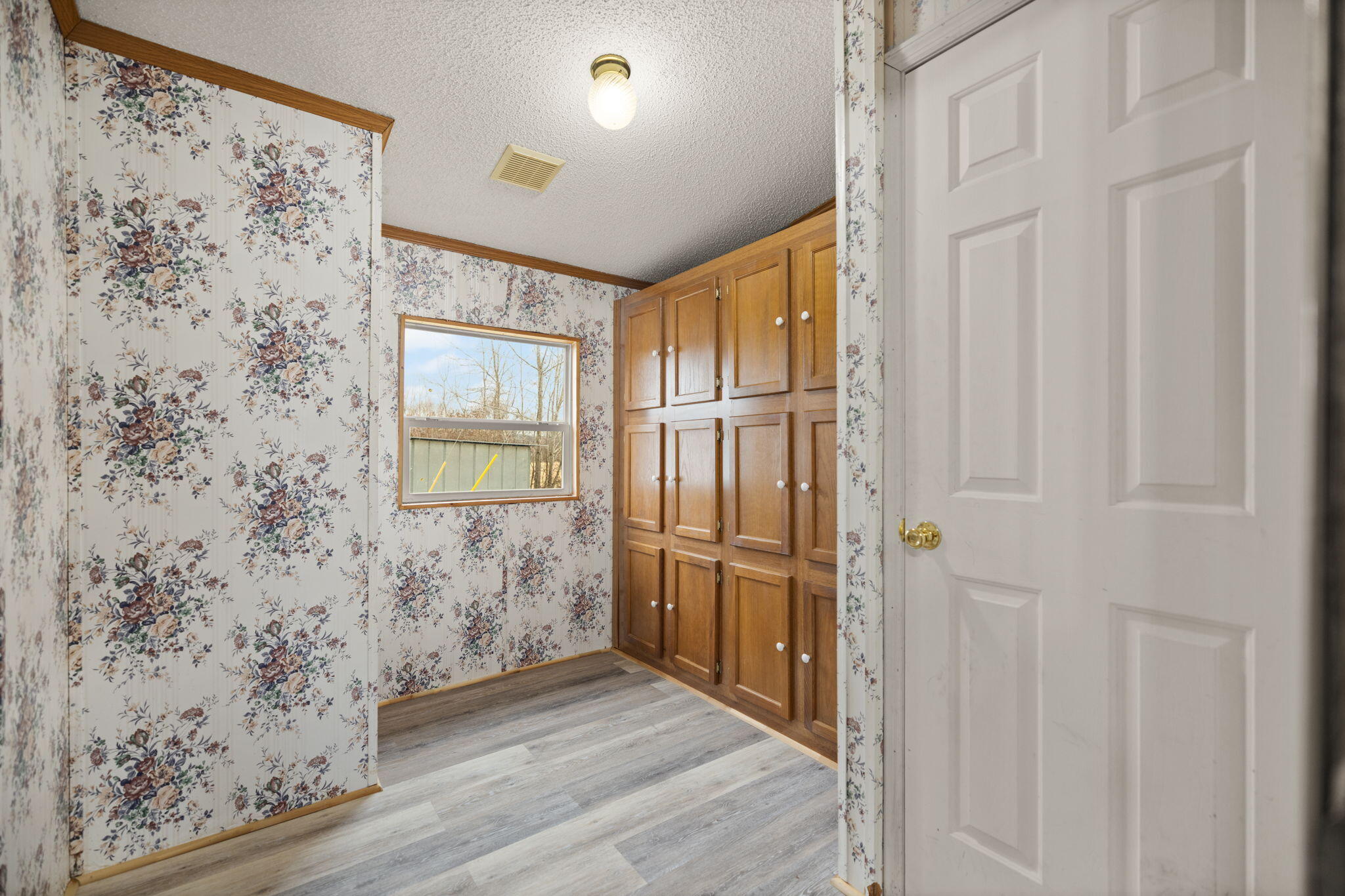1195 Science Ridge Road Property Photo 28