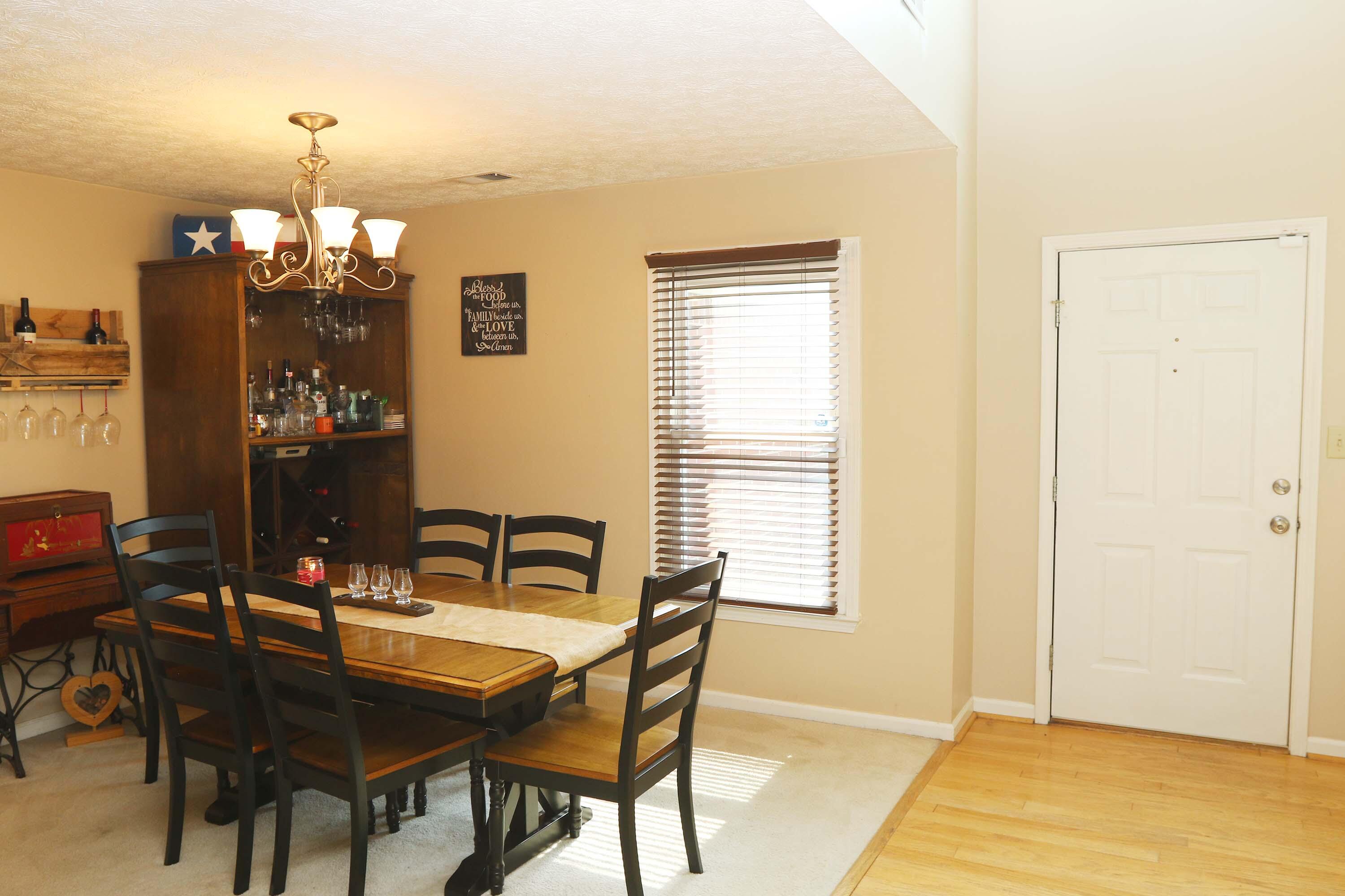 3601 Beechwood Circle Property Photo 7