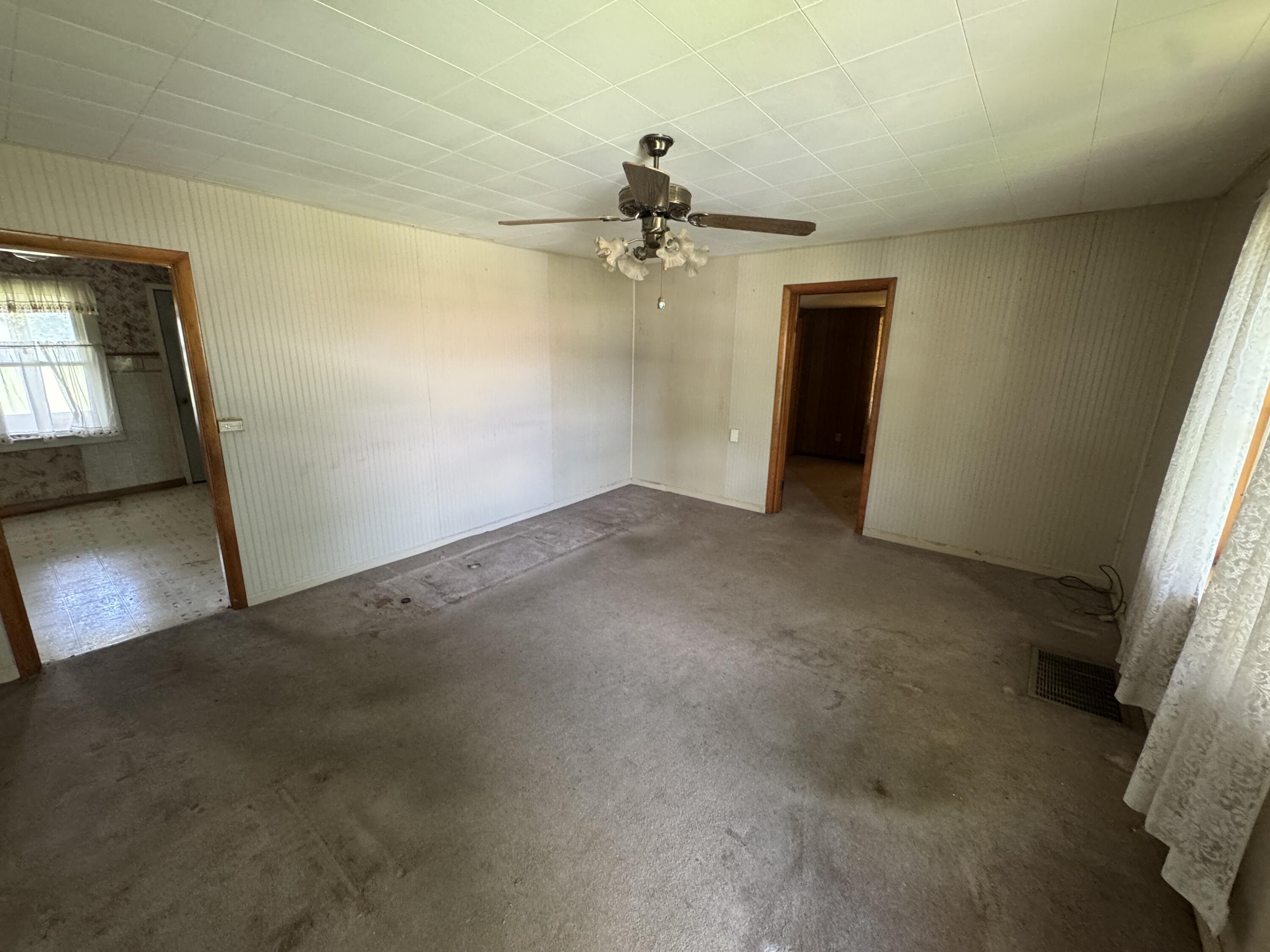 1805 Mckenna Drive Property Photo 6