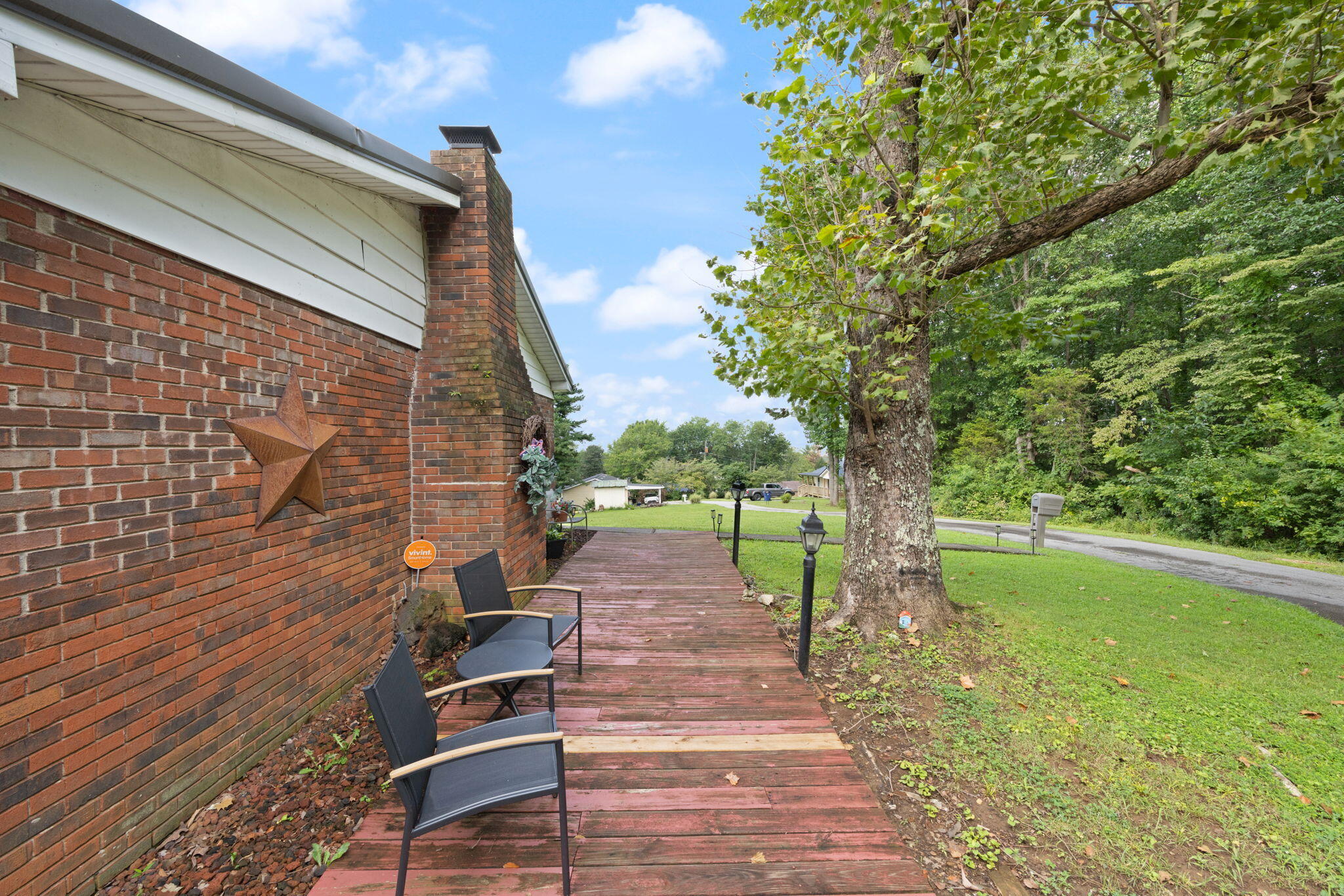701 Whitaker Lane Property Photo 19