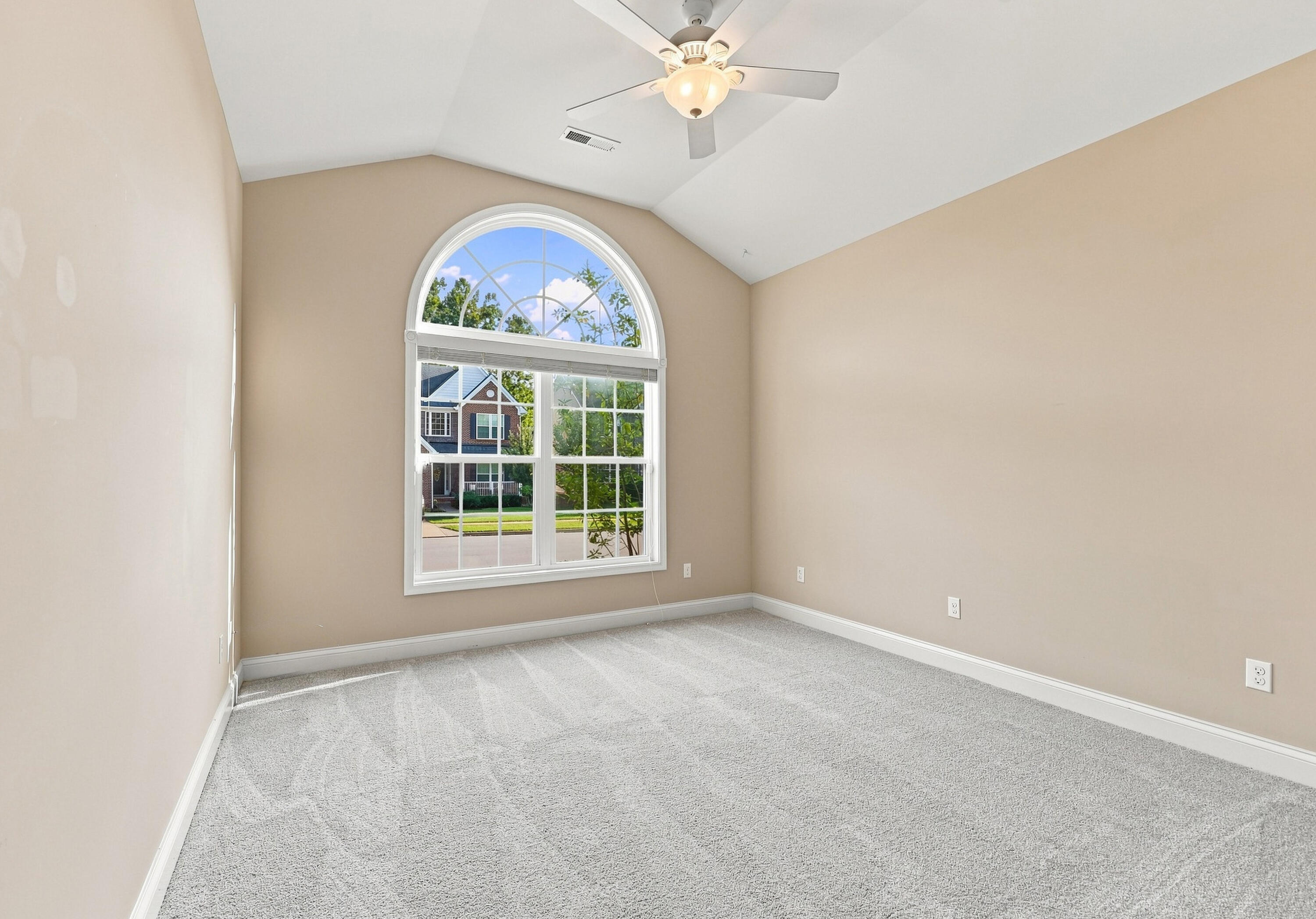 335 Manitoba Lane Property Photo 23