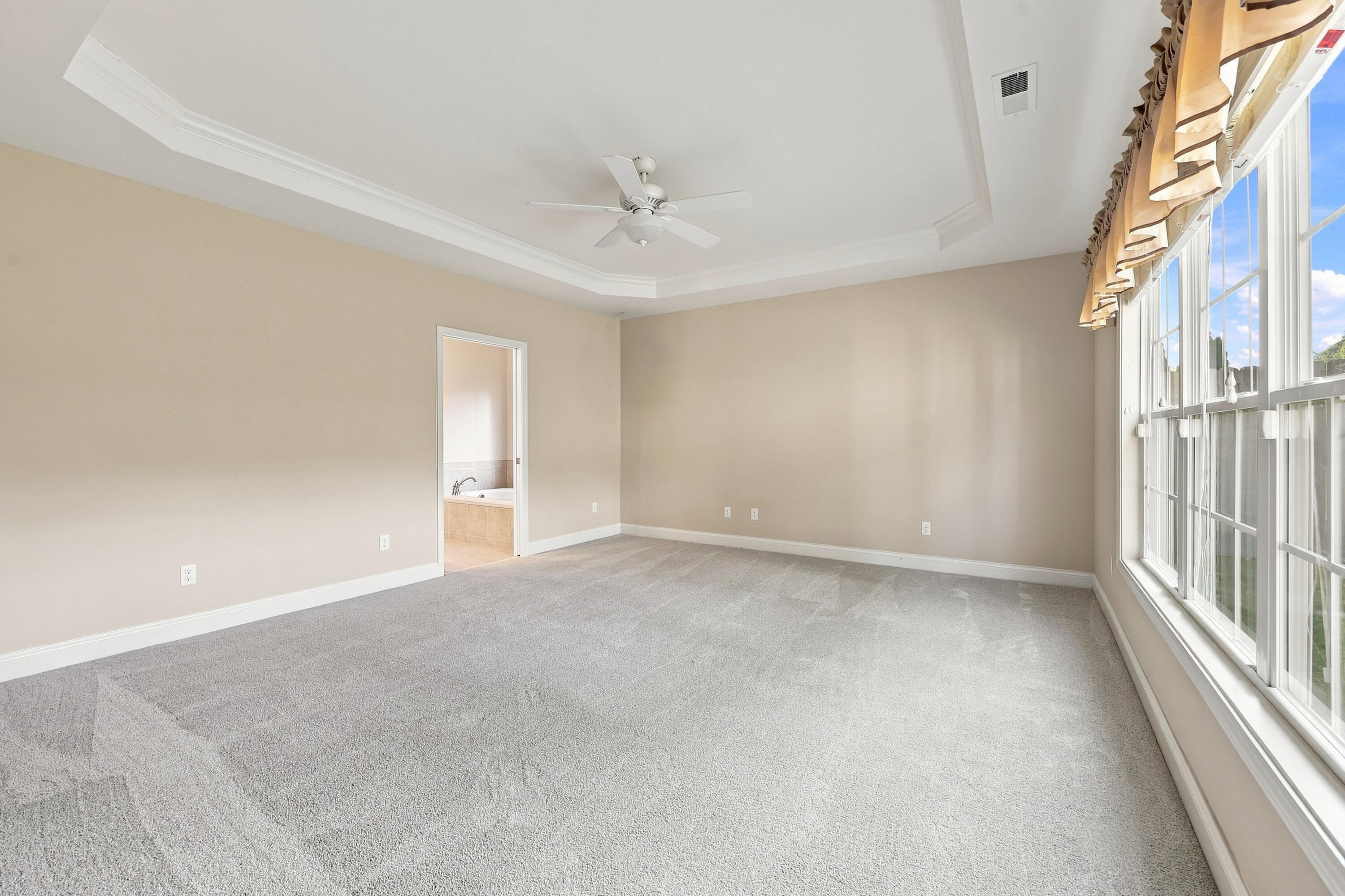 335 Manitoba Lane Property Photo 27