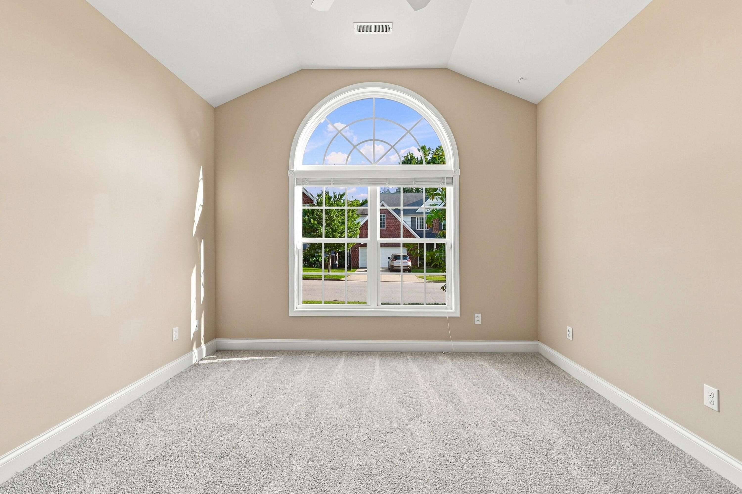 335 Manitoba Lane Property Photo 37