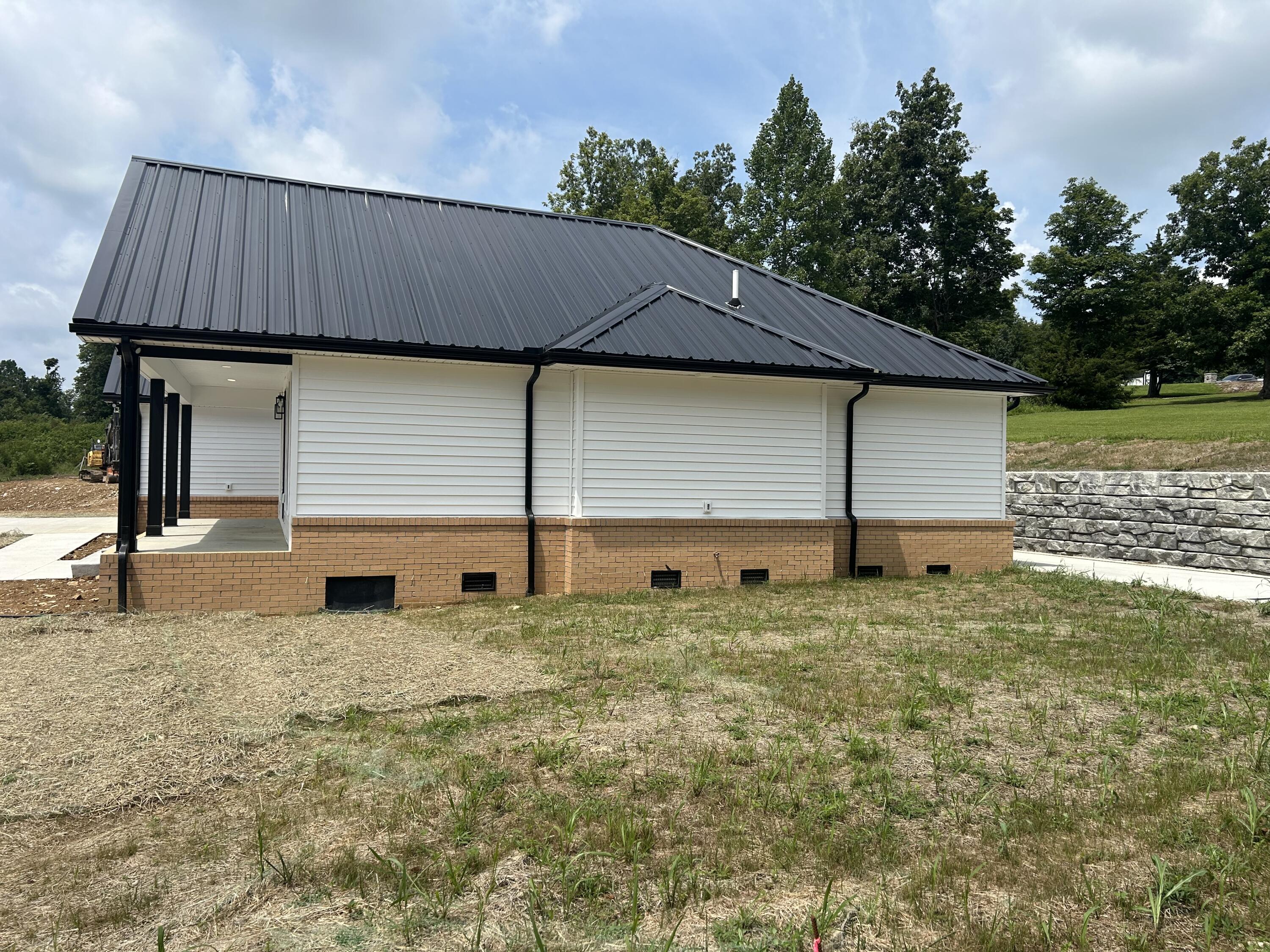 277 Green Meadow Lane Property Photo 15