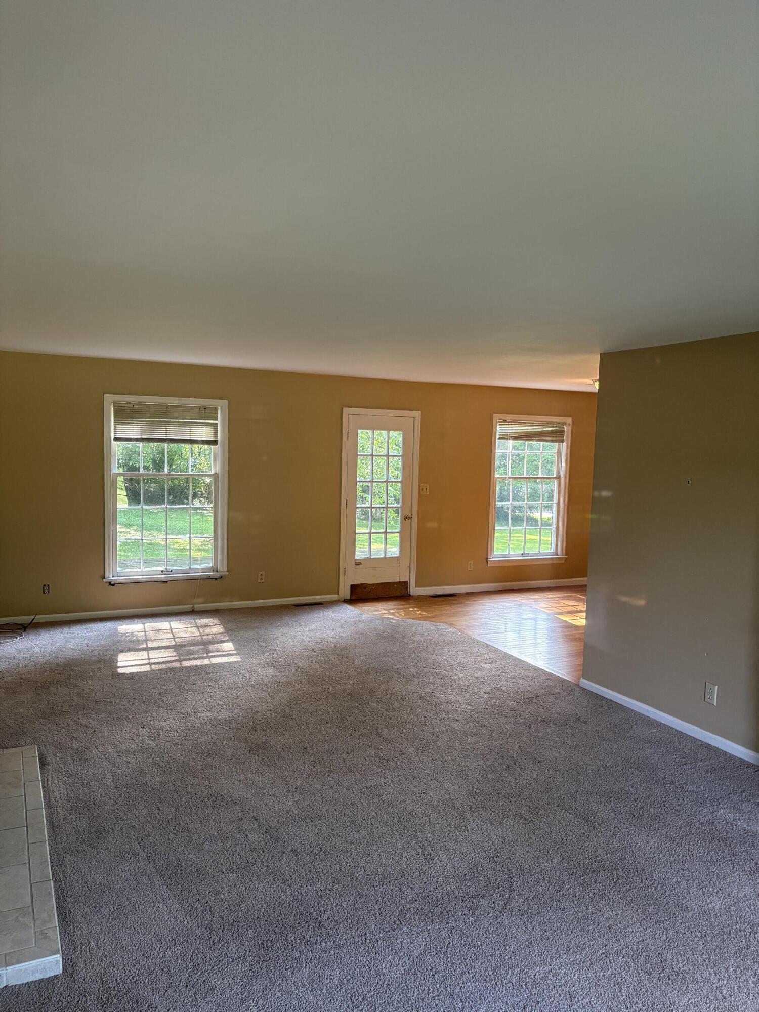165 Colonial Drive Property Photo 6