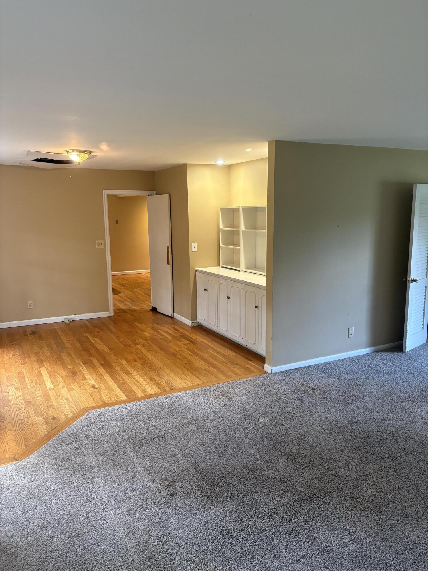 165 Colonial Drive Property Photo 8