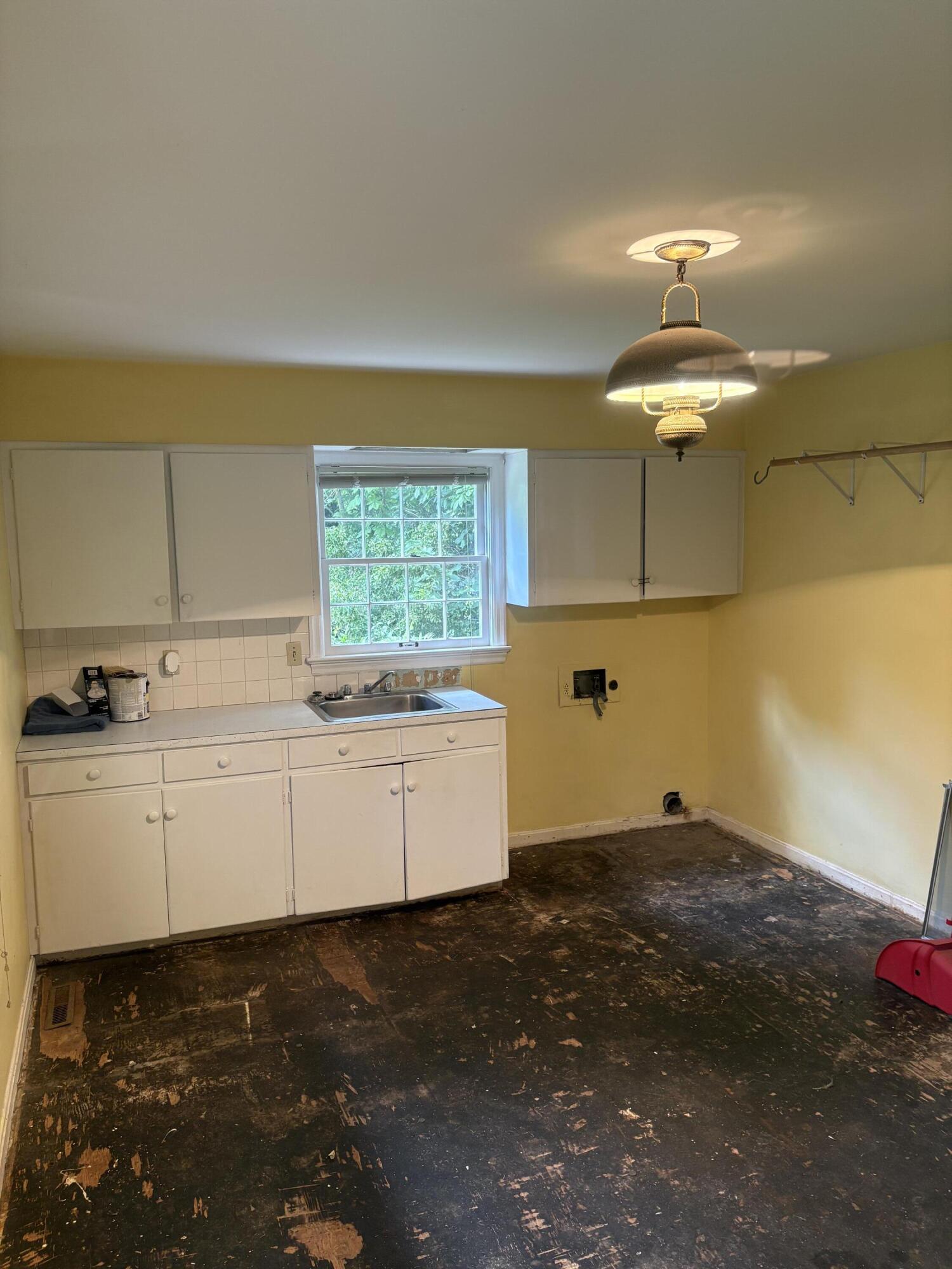 165 Colonial Drive Property Photo 17