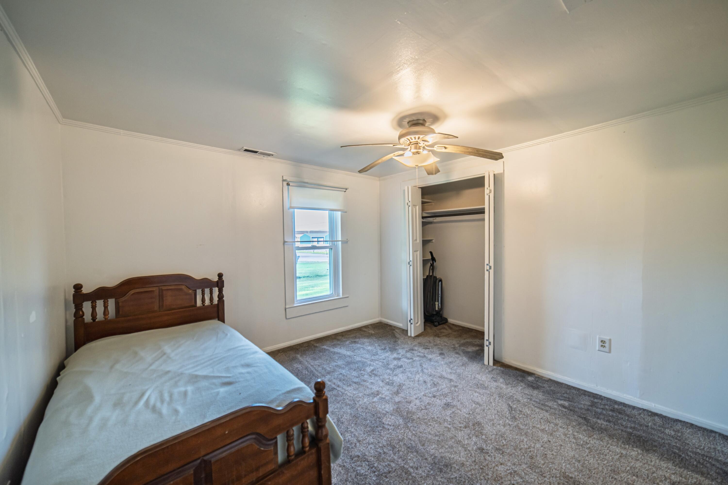 848 S Main Street Property Photo 15