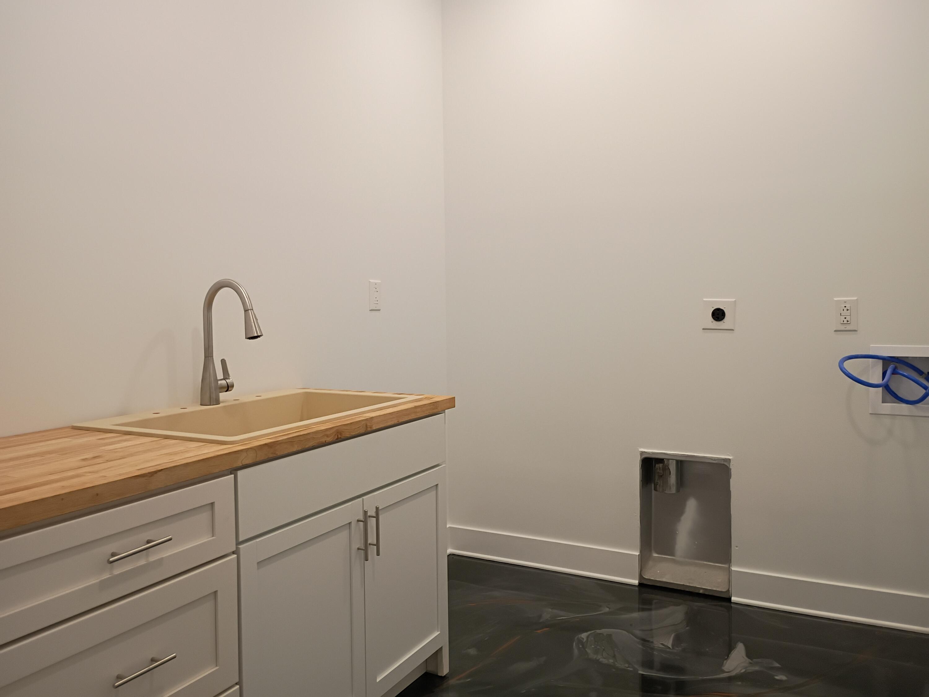 1720 Wells Landing Road Property Photo 32