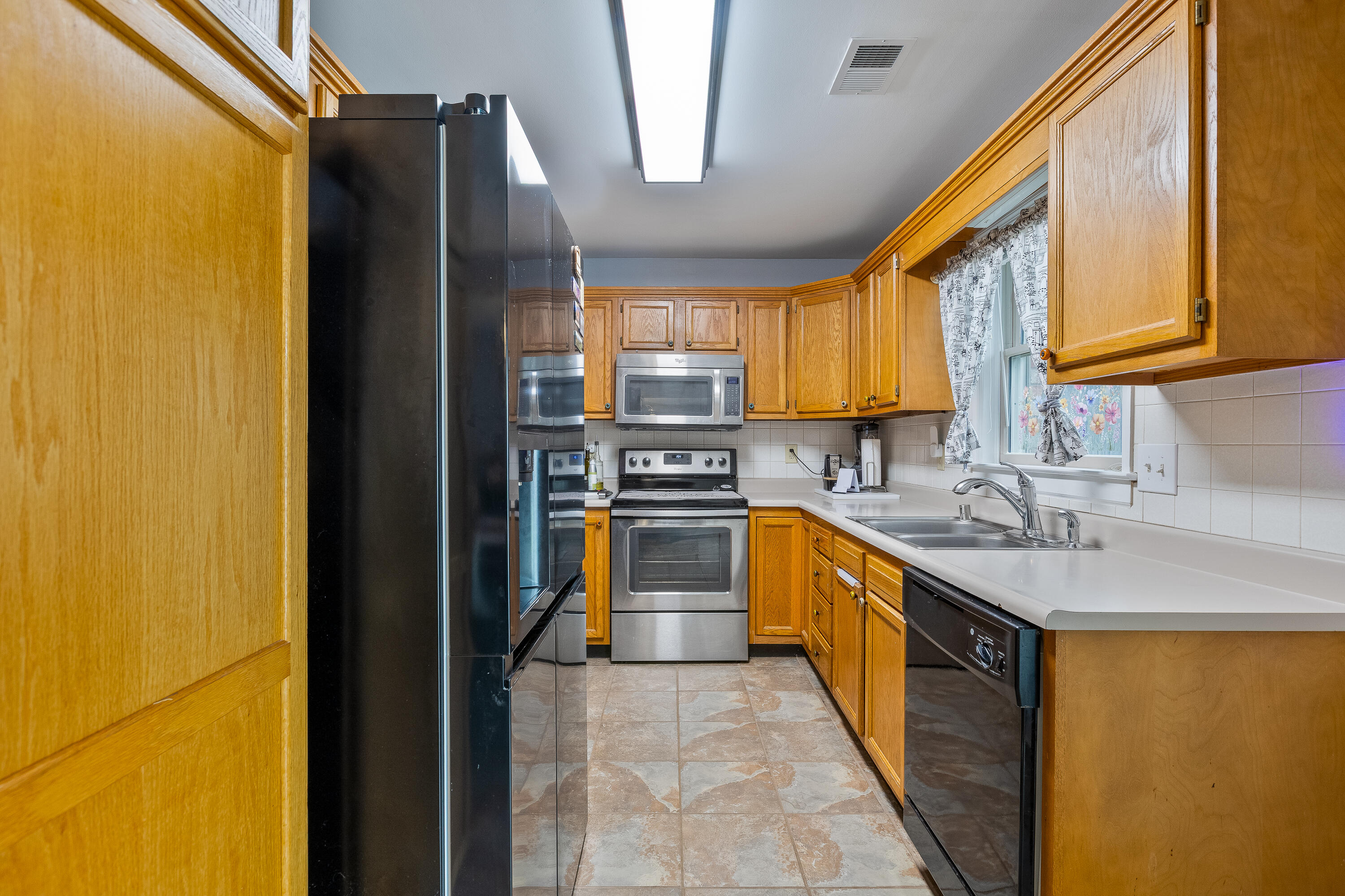 200 Northbrook Road Property Photo 11