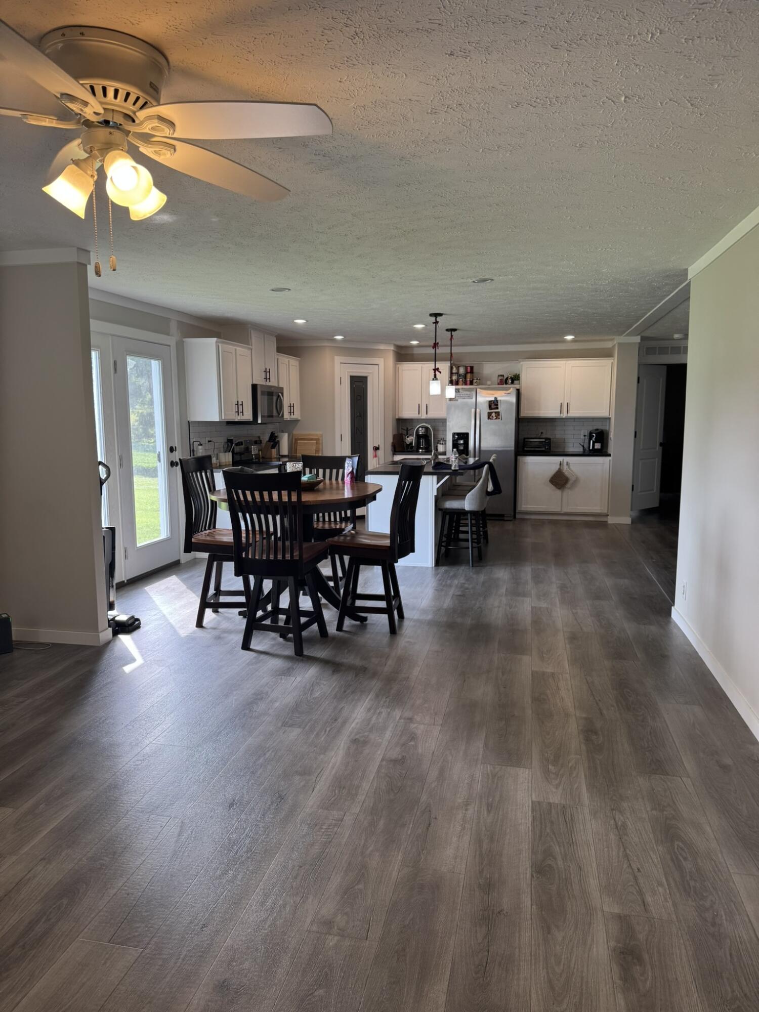 2152 S Highway 76 Property Photo 3