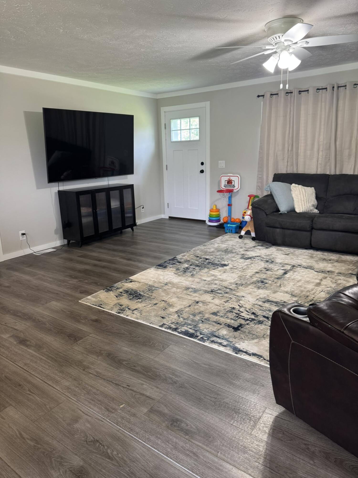 2152 S Highway 76 Property Photo 5