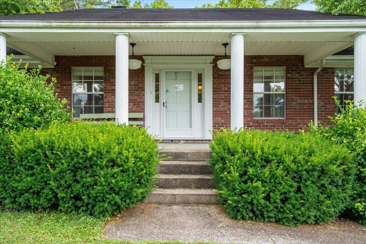 4475 Campton Road Property Photo 5