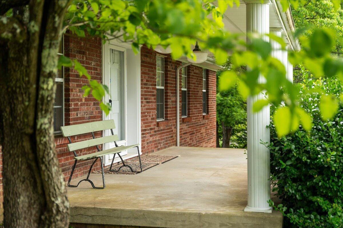 4475 Campton Road Property Photo 12