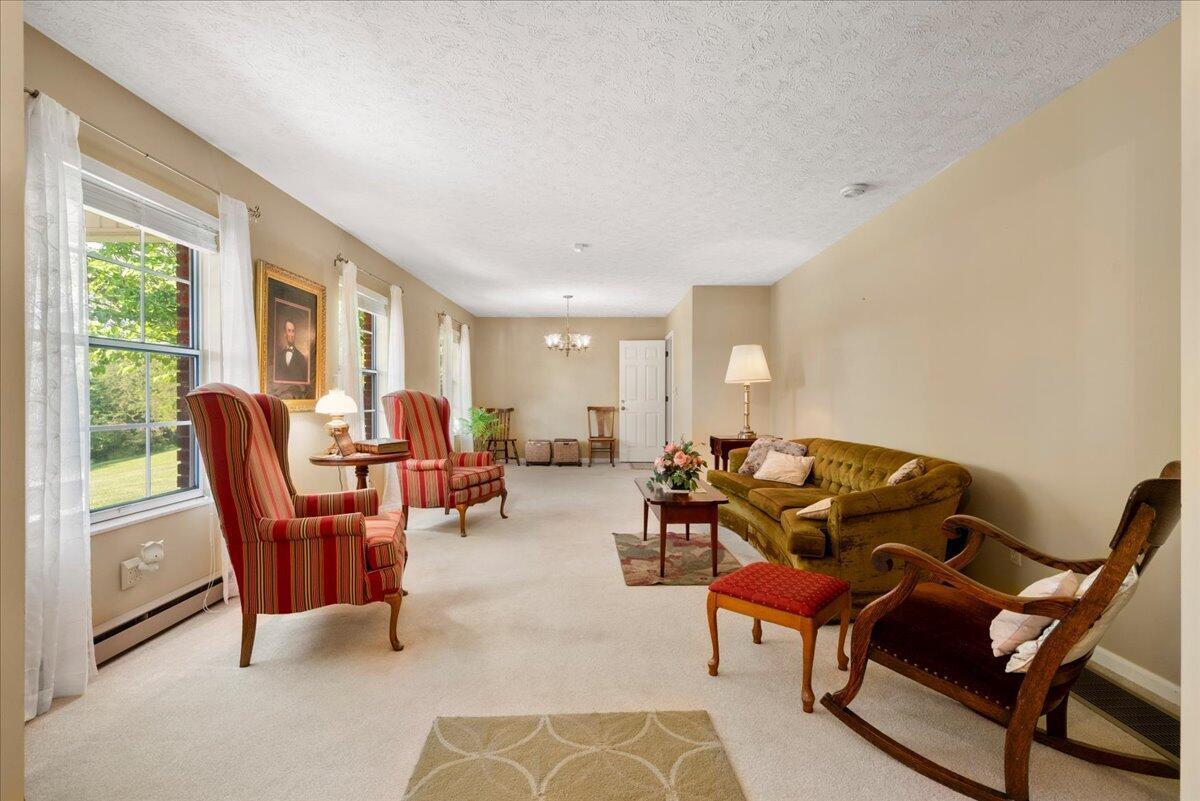 4475 Campton Road Property Photo 16