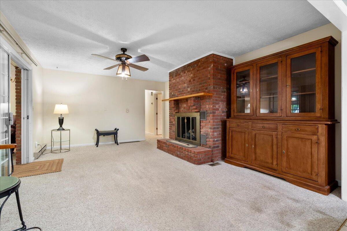 4475 Campton Road Property Photo 21