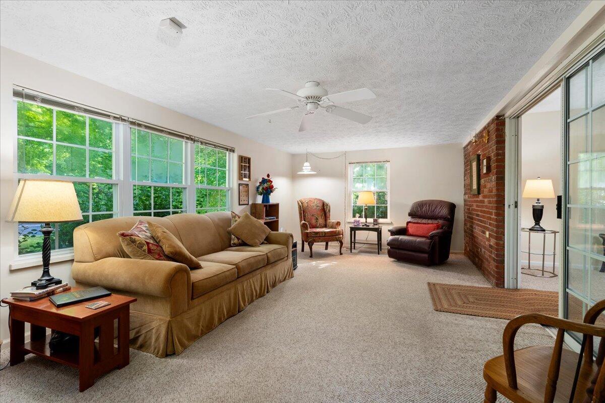 4475 Campton Road Property Photo 24