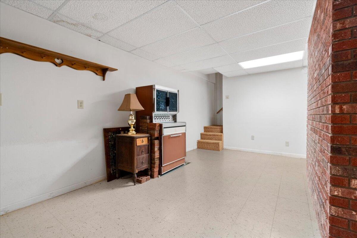 4475 Campton Road Property Photo 35