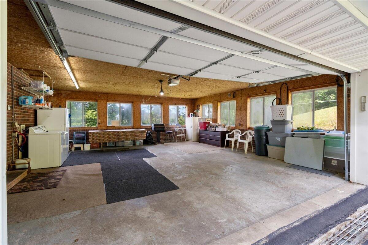 4475 Campton Road Property Photo 47
