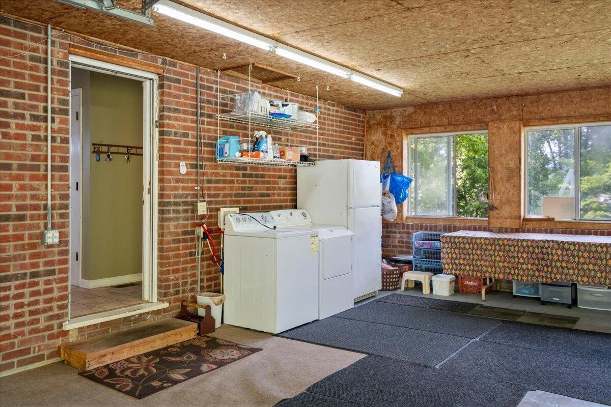 4475 Campton Road Property Photo 48